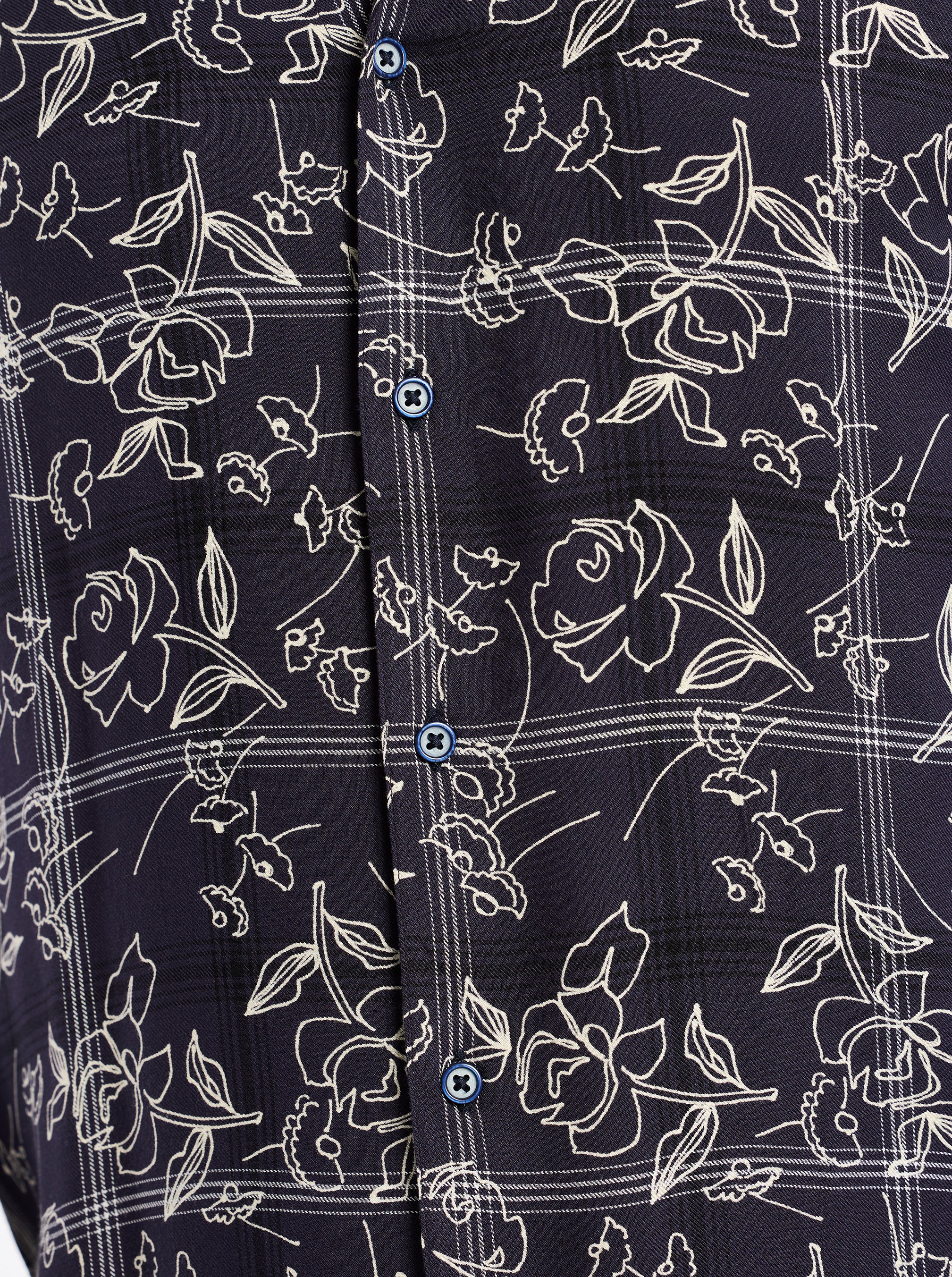 ESSEX LONG SLEEVE BUTTON DOWN SHIRT