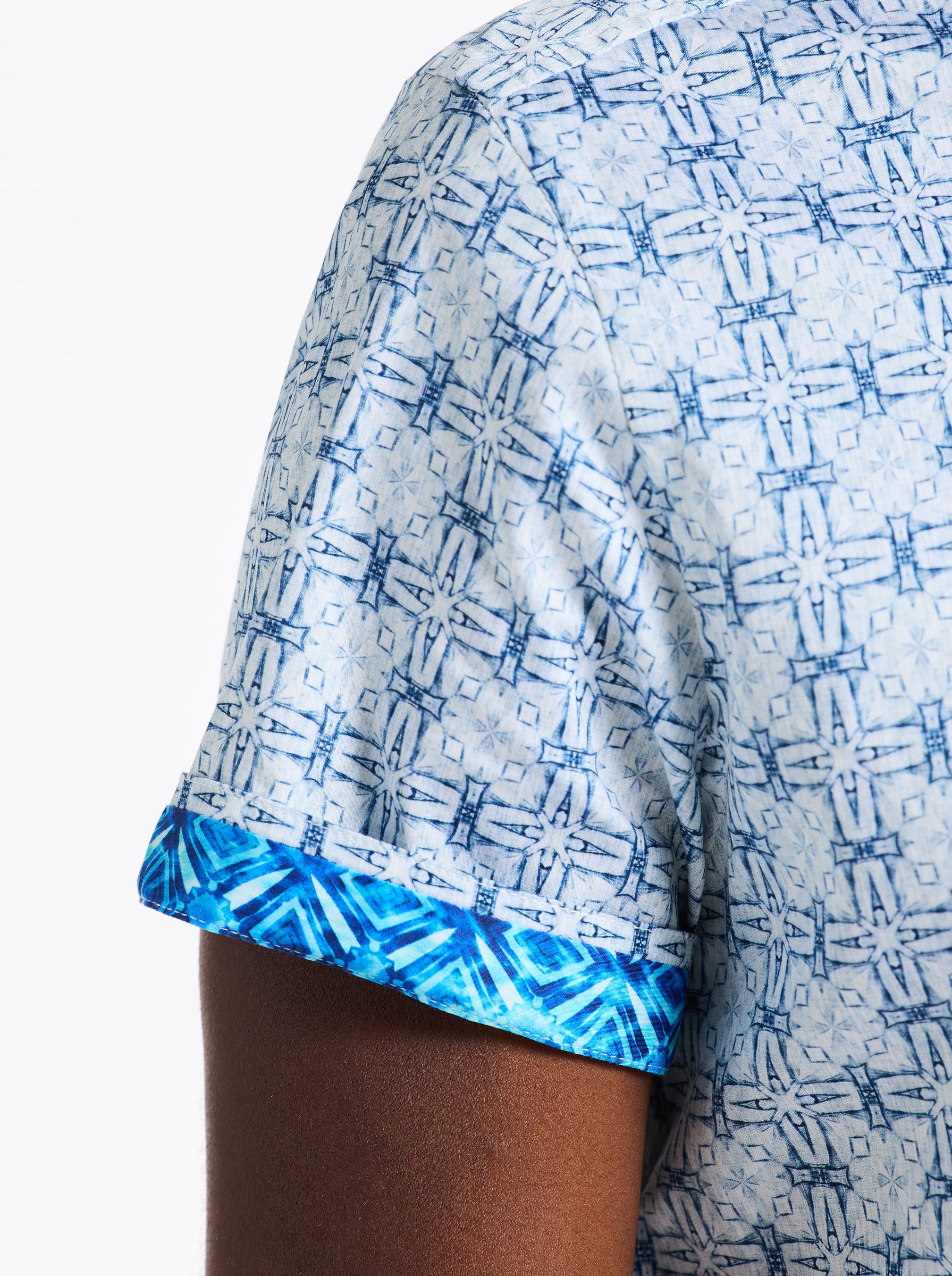 MADAGASCAR SHORT SLEEVE BUTTON DOWN SHIRT