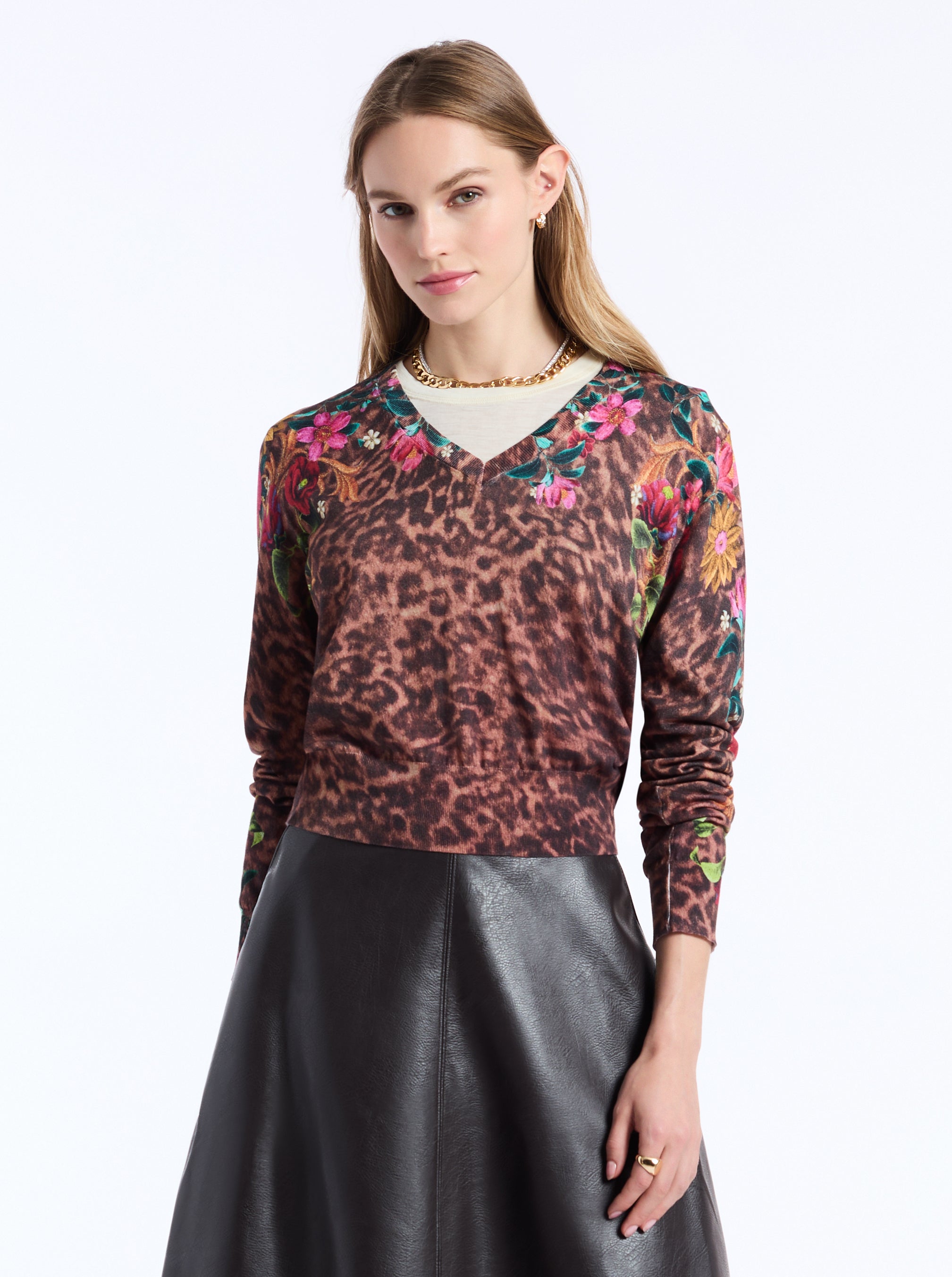 EVELYN LONG SLEEVE SWEATER