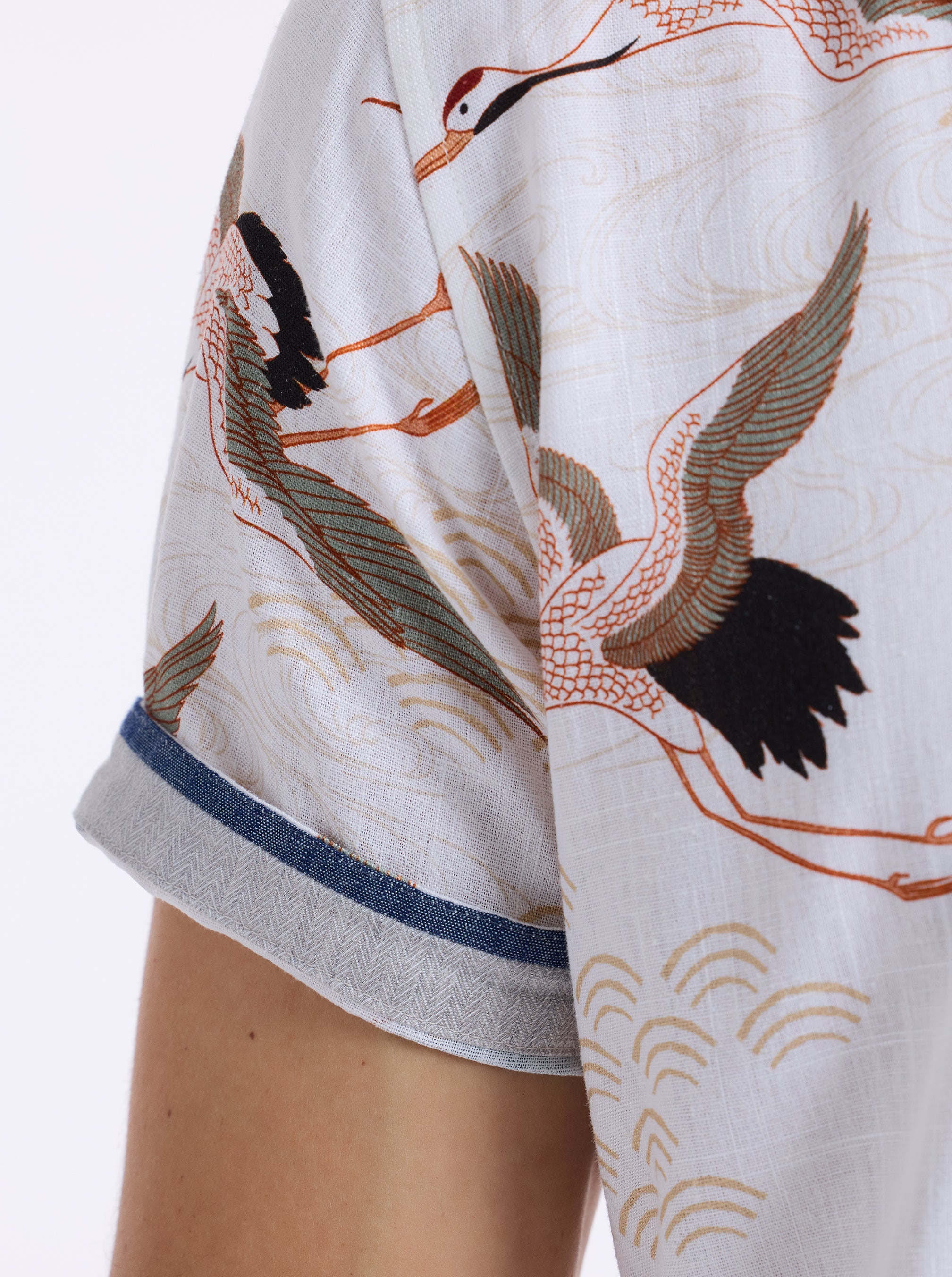 TSURU SHORT SLEEVE BUTTON DOWN SHIRT