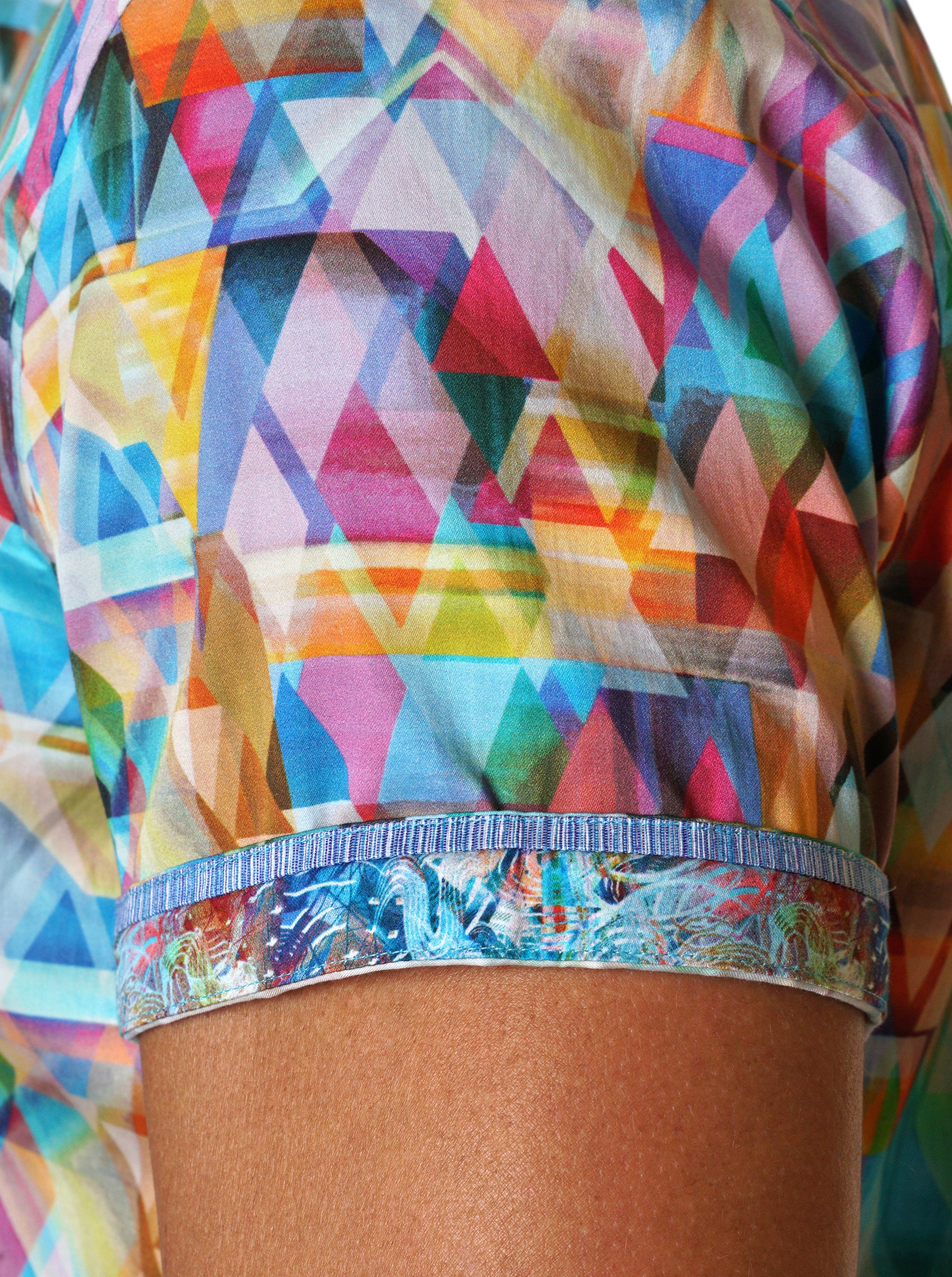 SULTAN SHORT SLEEVE BUTTON DOWN SHIRT