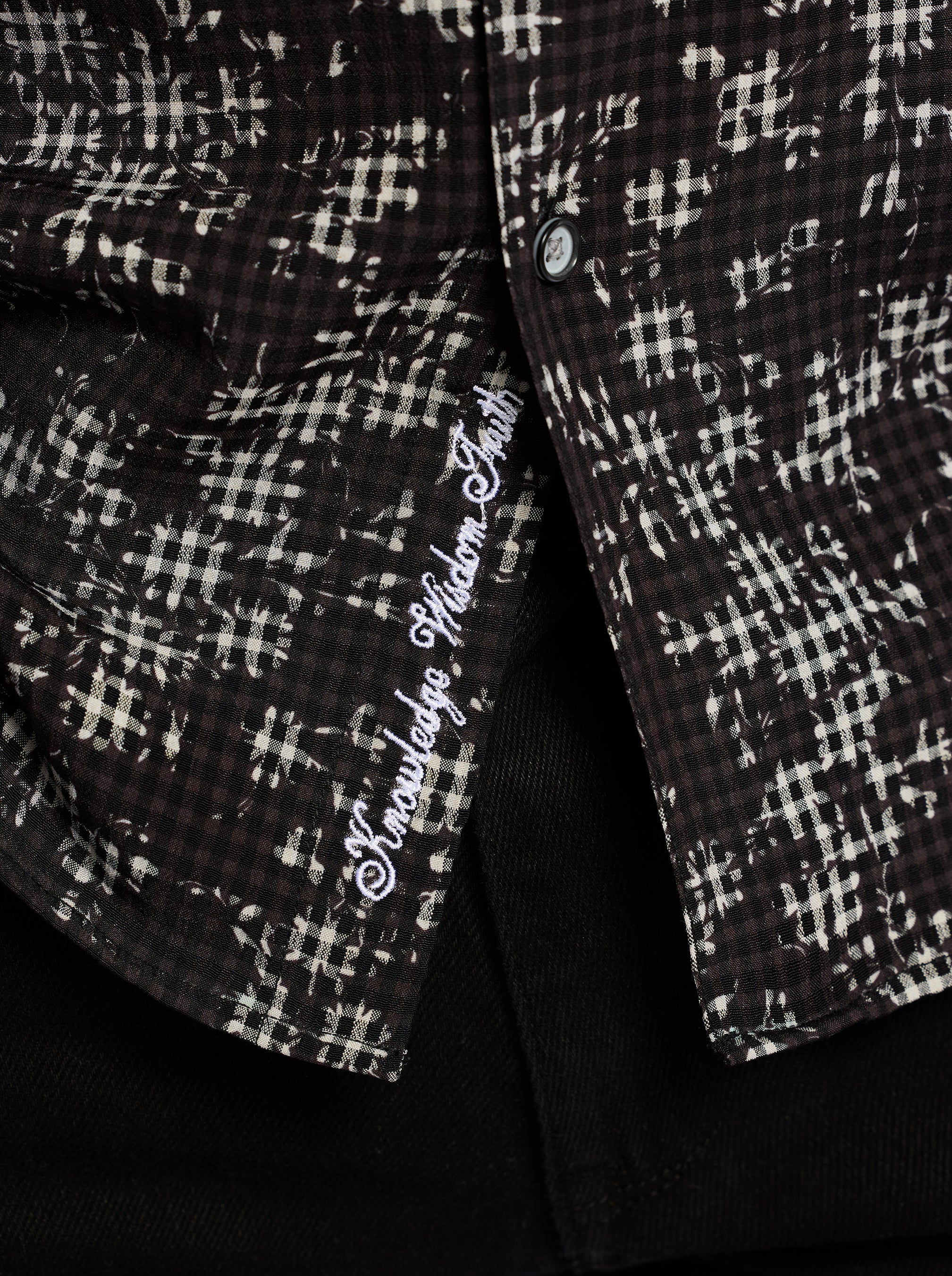 ANGOLA LONG SLEEVE BUTTON DOWN SHIRT