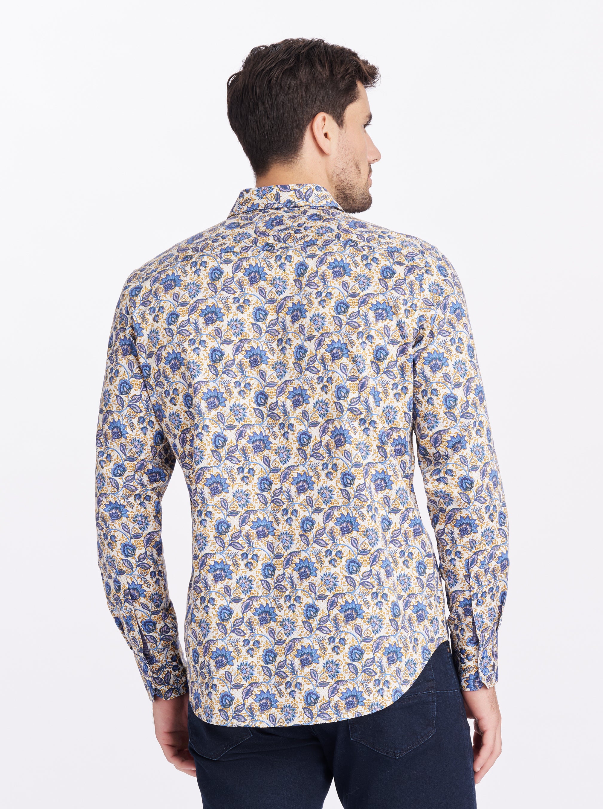 VERRAN LONG SLEEVE BUTTON DOWN SHIRT