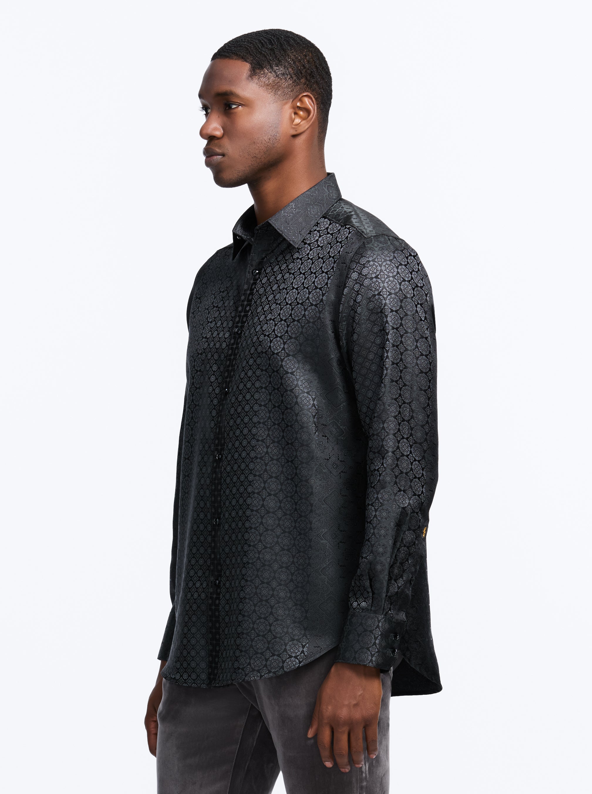 LIMITED EDITION NOBLE TOUCH LONG SLEEVE BUTTON DOWN SHIRT