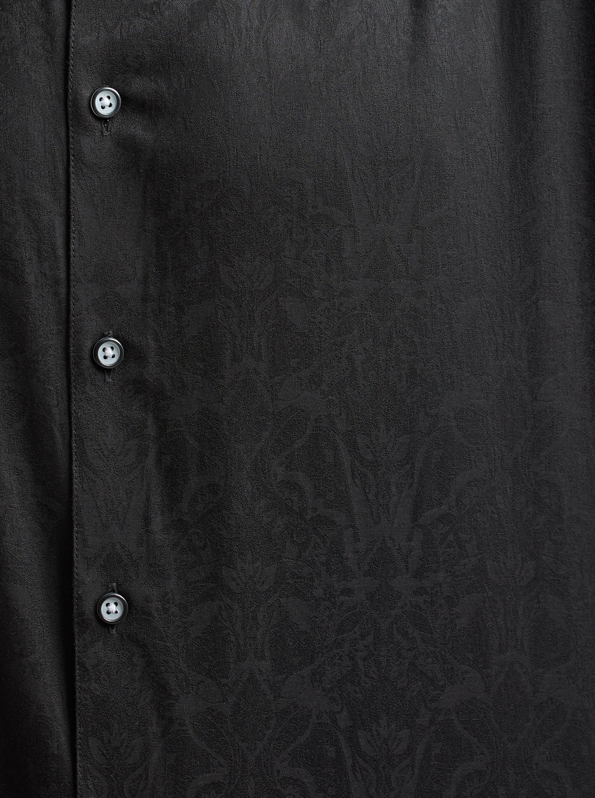 HIGHLAND LONG SLEEVE BUTTON DOWN SHIRT