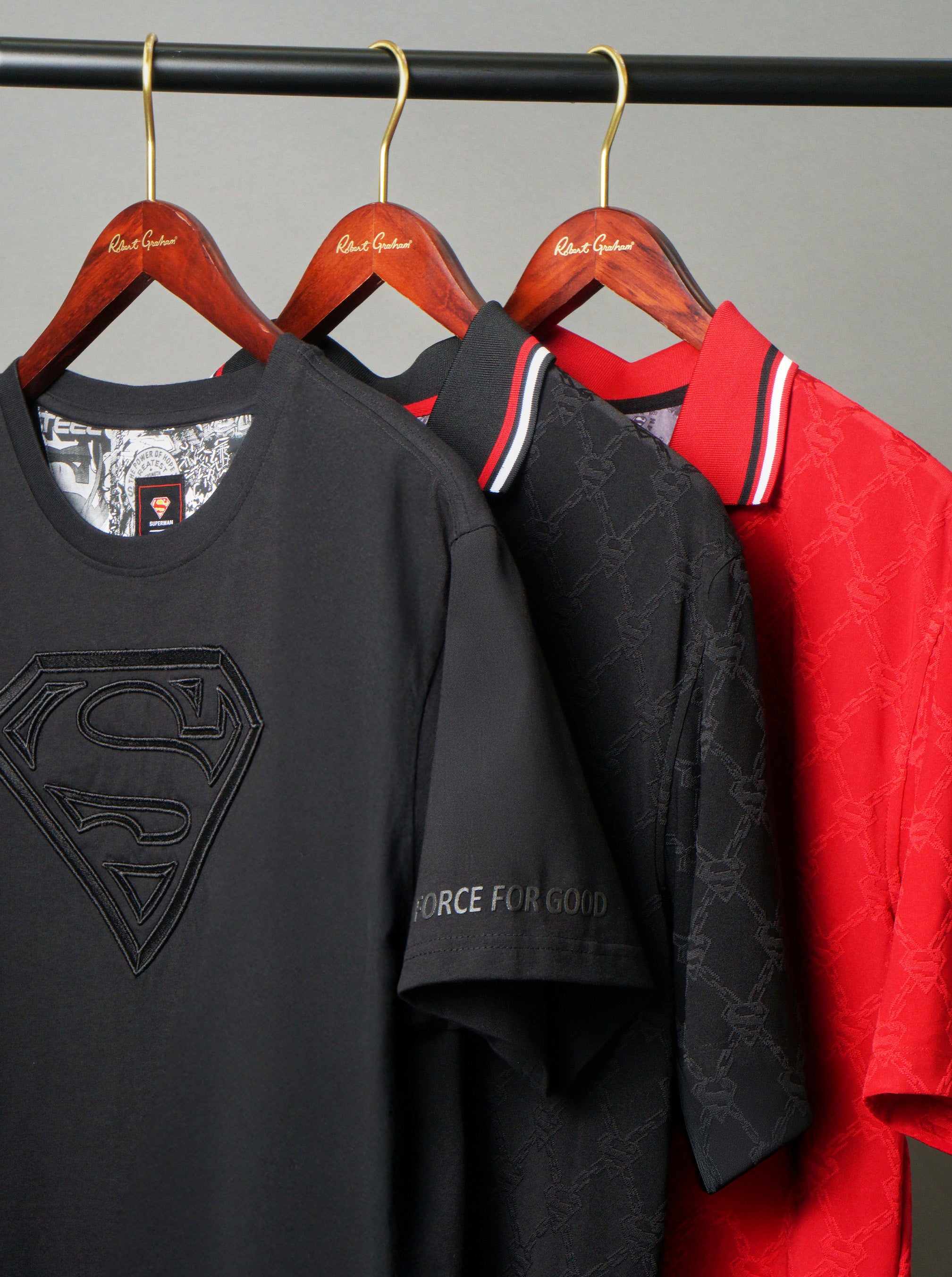 SUPERMAN™ x ROBERT GRAHAM S-SHIELD SHORT SLEEVE POLO