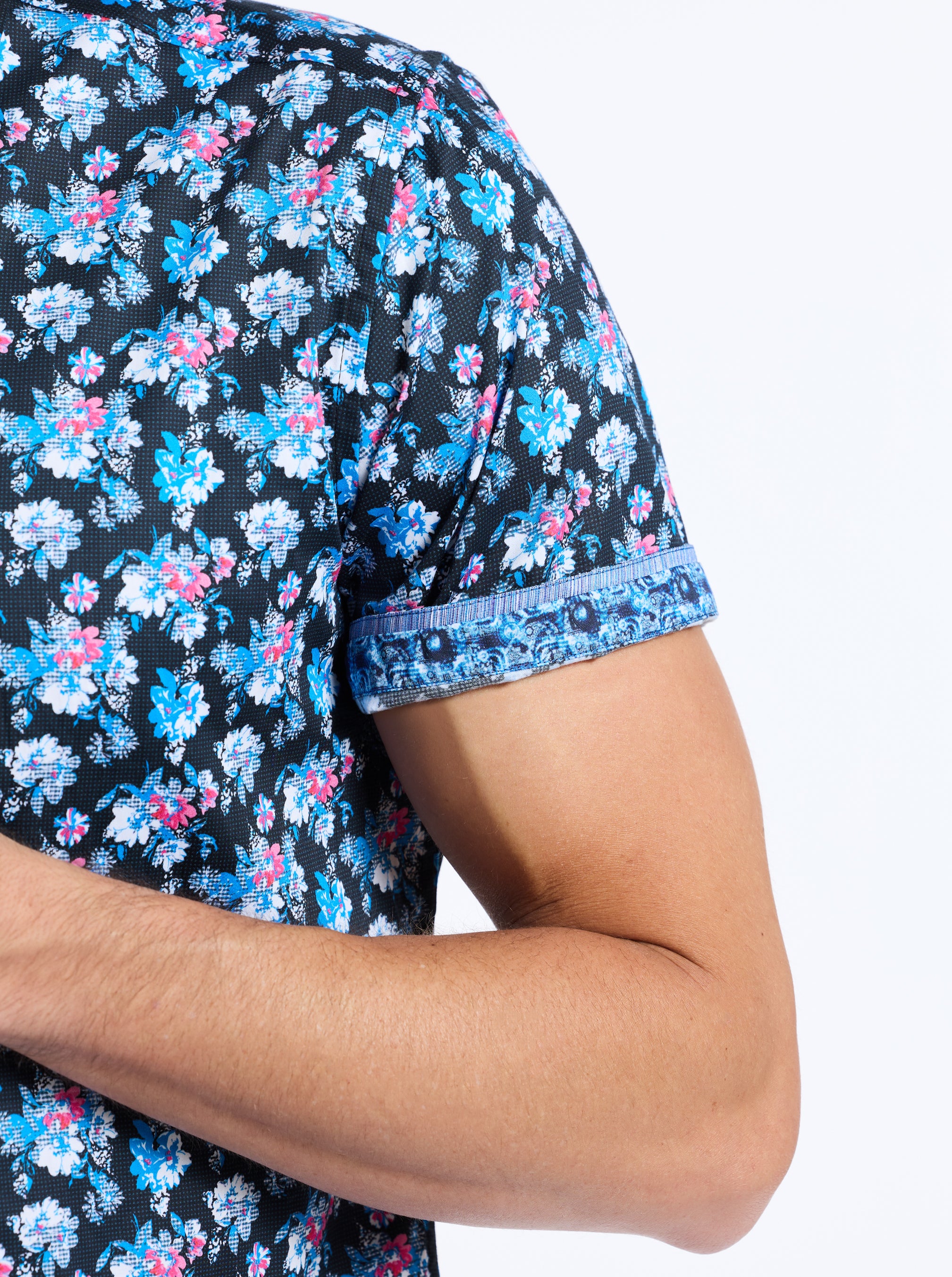 ALRED SHORT SLEEVE BUTTON DOWN SHIRT