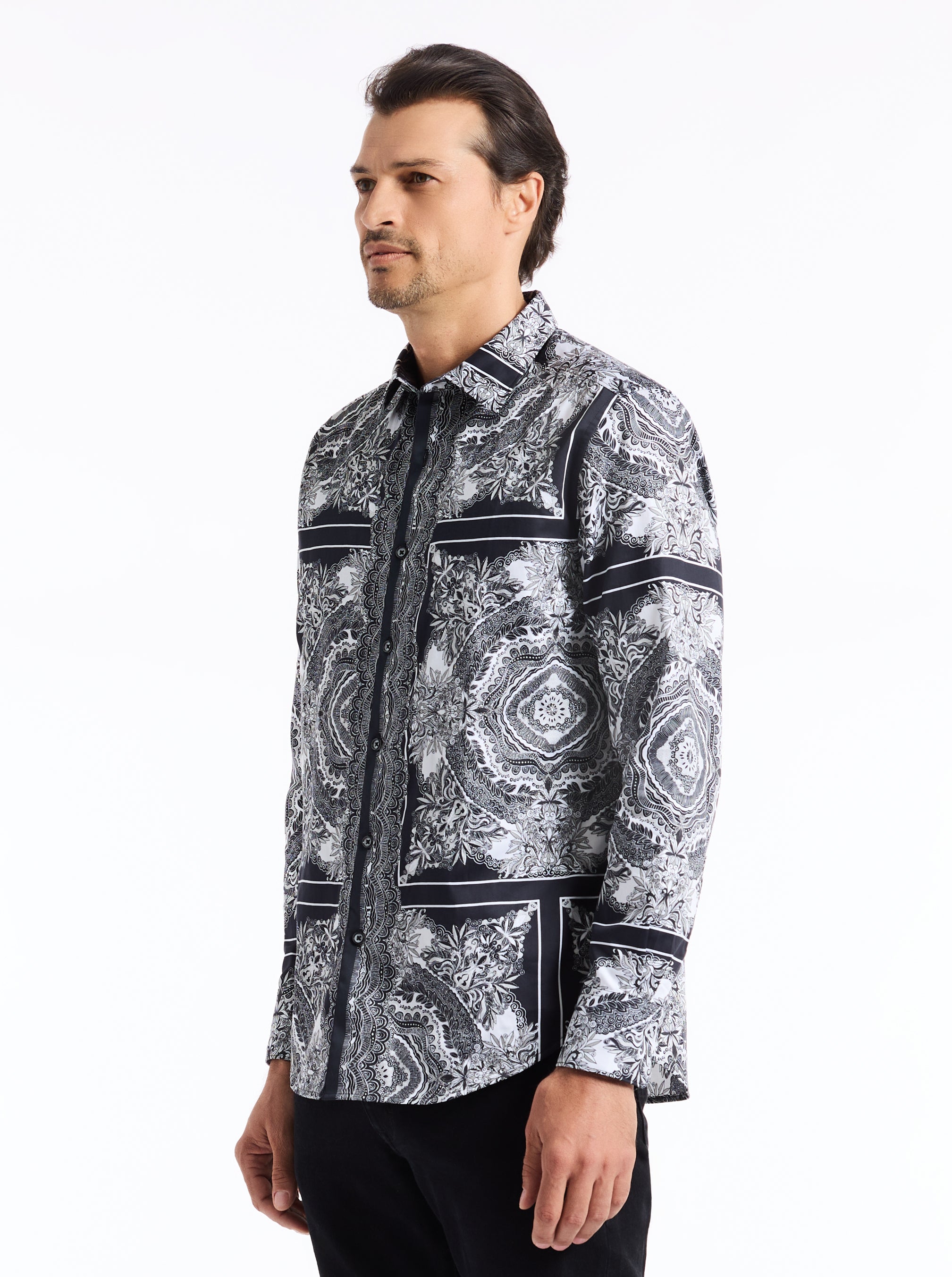 RABAT LONG SLEEVE BUTTON DOWN SHIRT