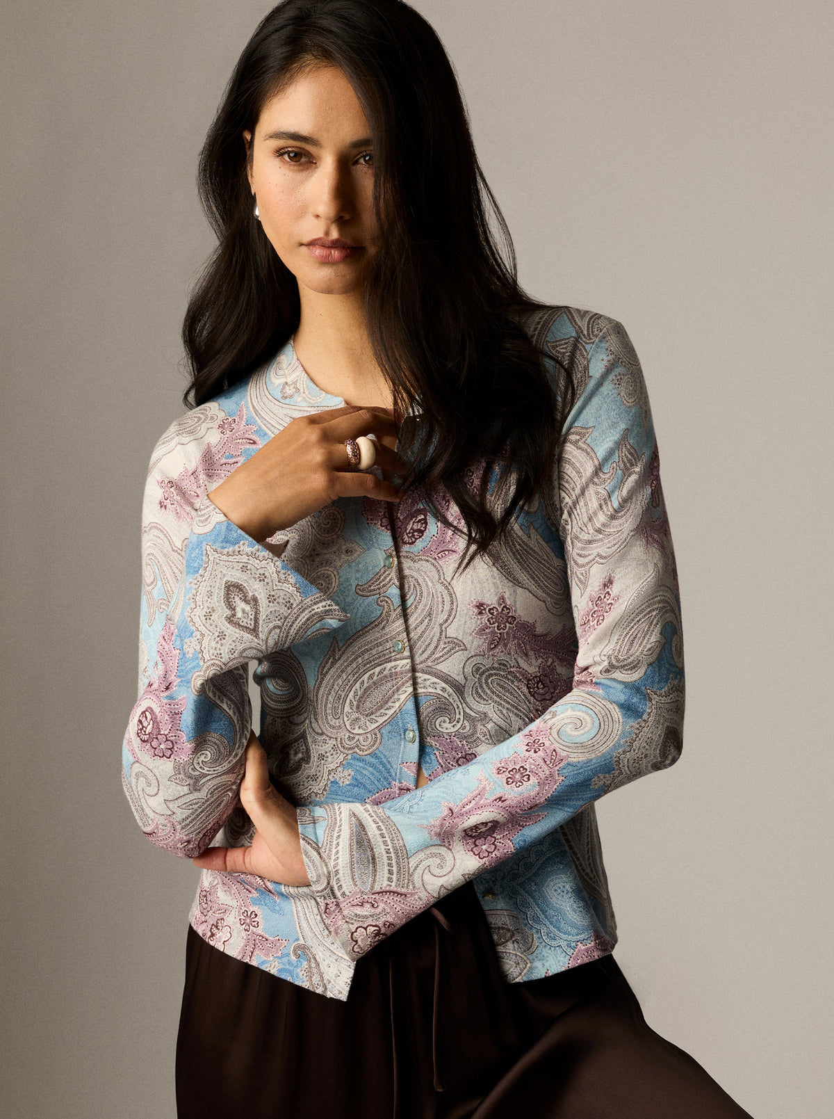 EVIE LONG SLEEVE SWEATER