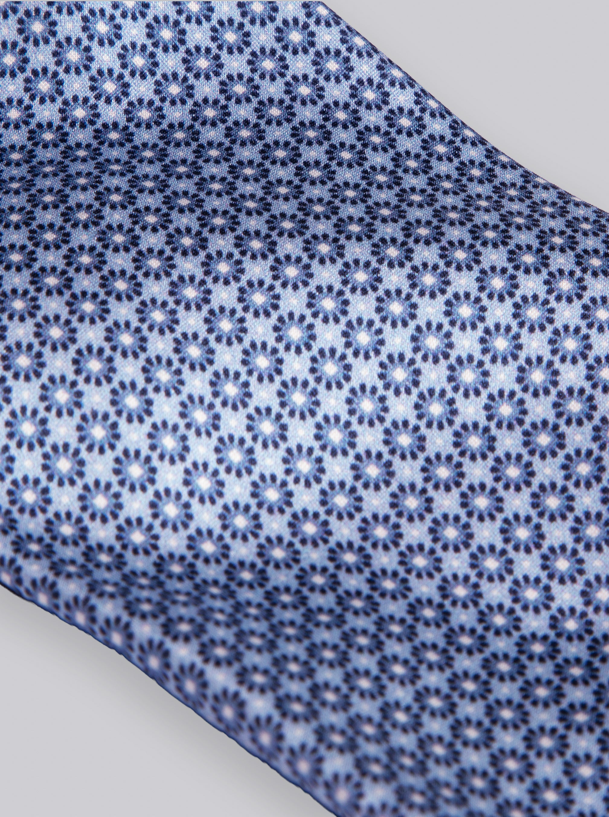 NEAT TIE