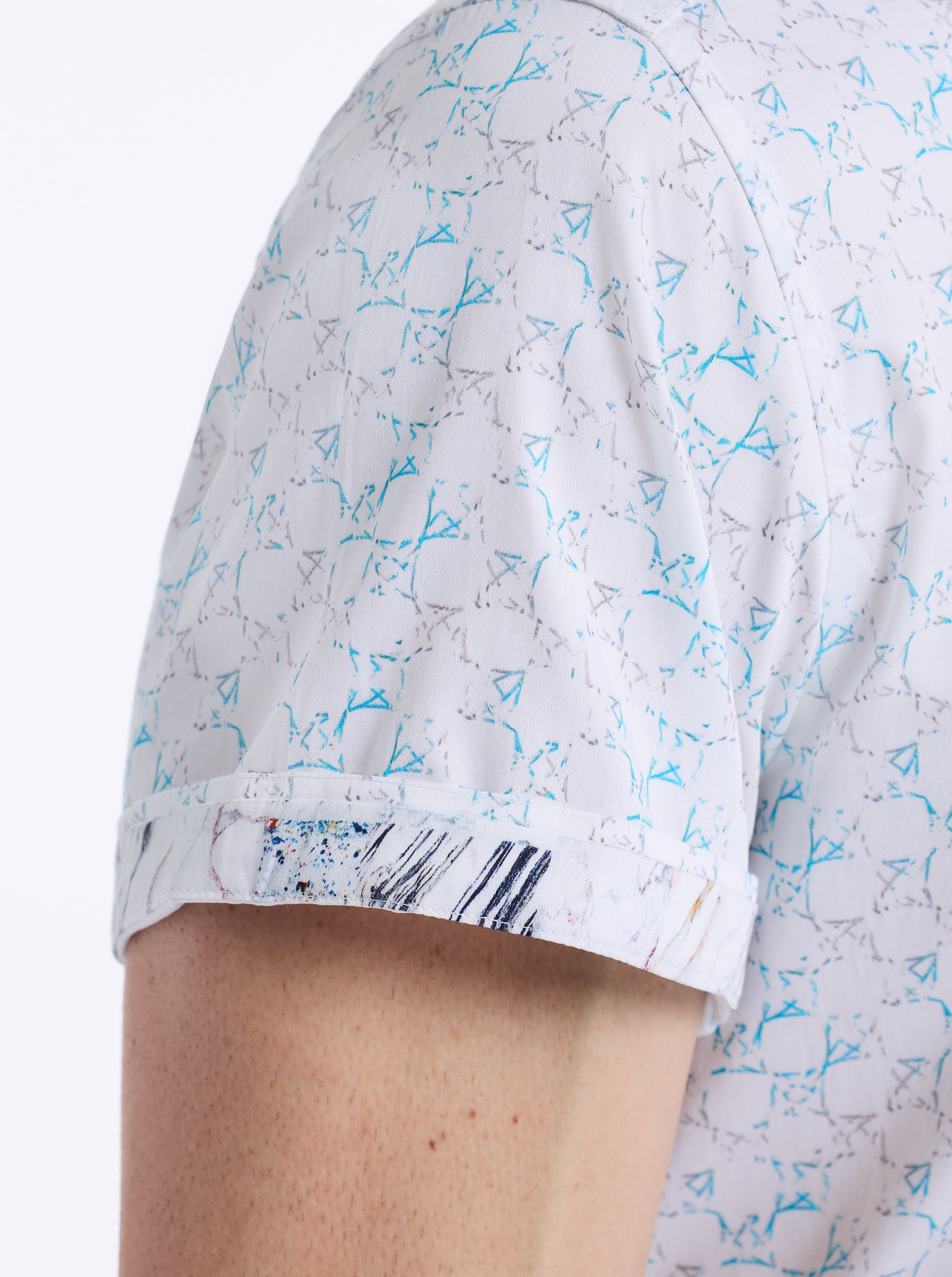 WARGAN SHORT SLEEVE BUTTON DOWN SHIRT