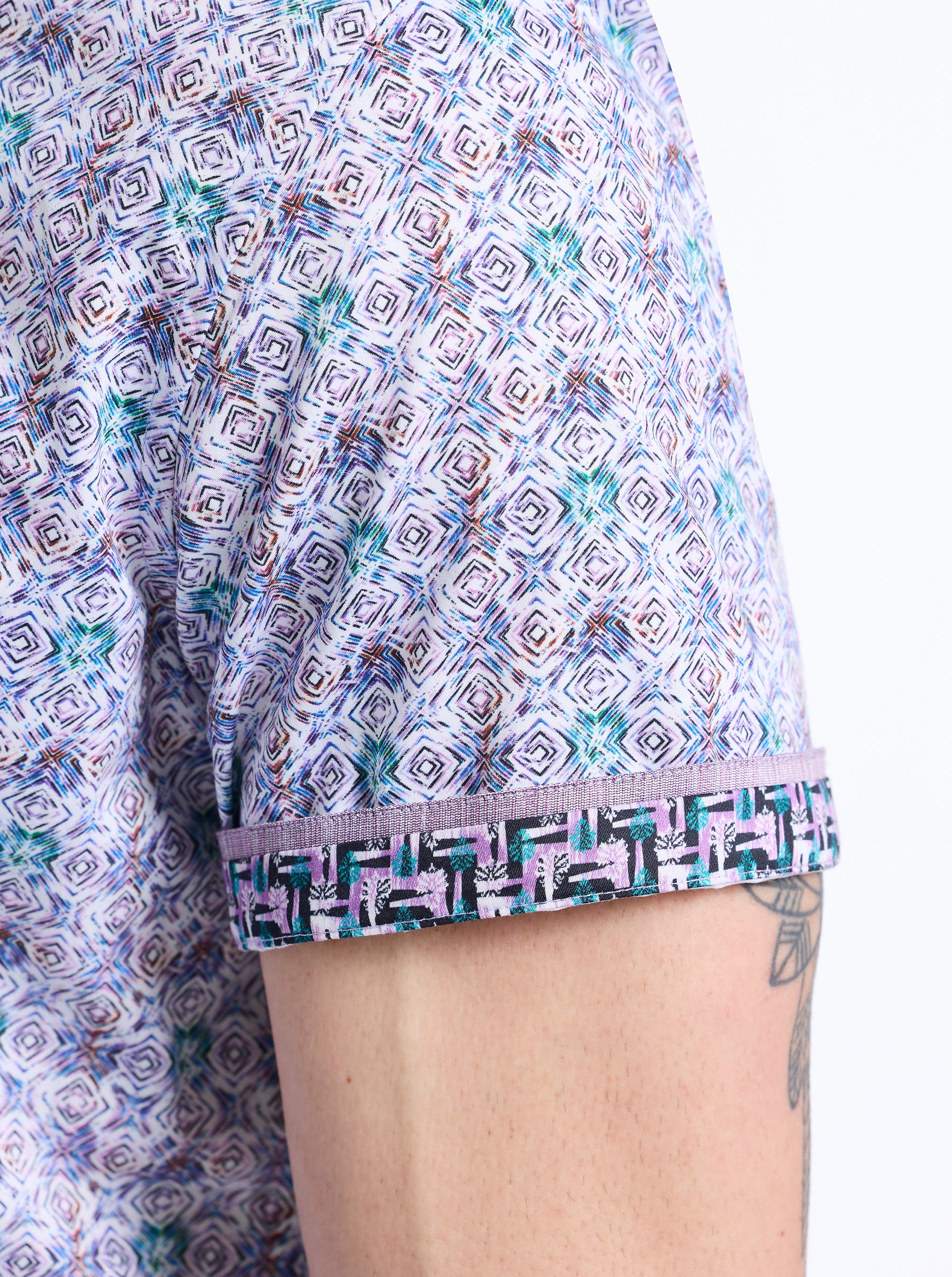 MARKWOOD SHORT SLEEVE BUTTON DOWN SHIRT