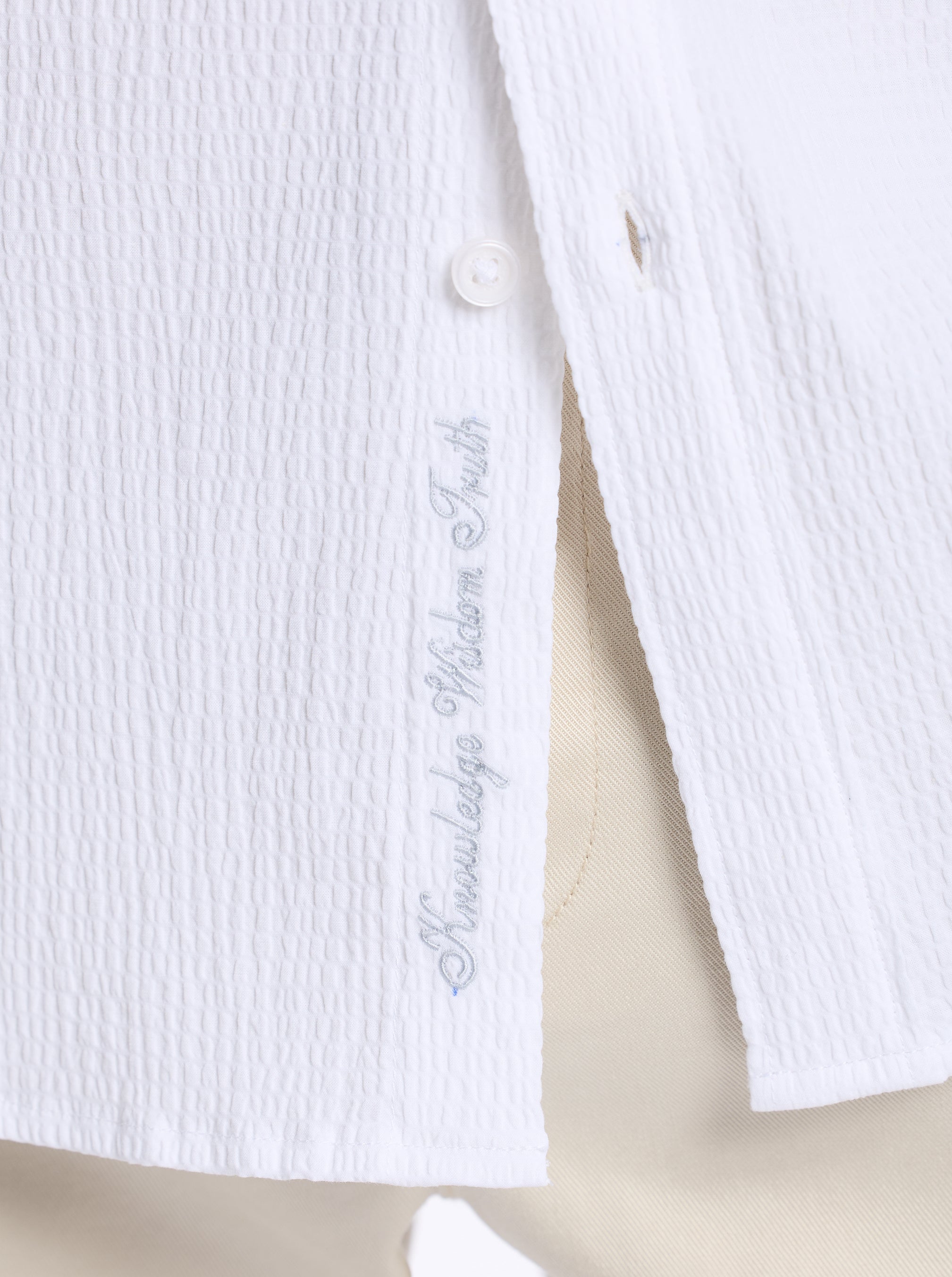 THRESHER SHORT SLEEVE BUTTON DOWN SHIRT