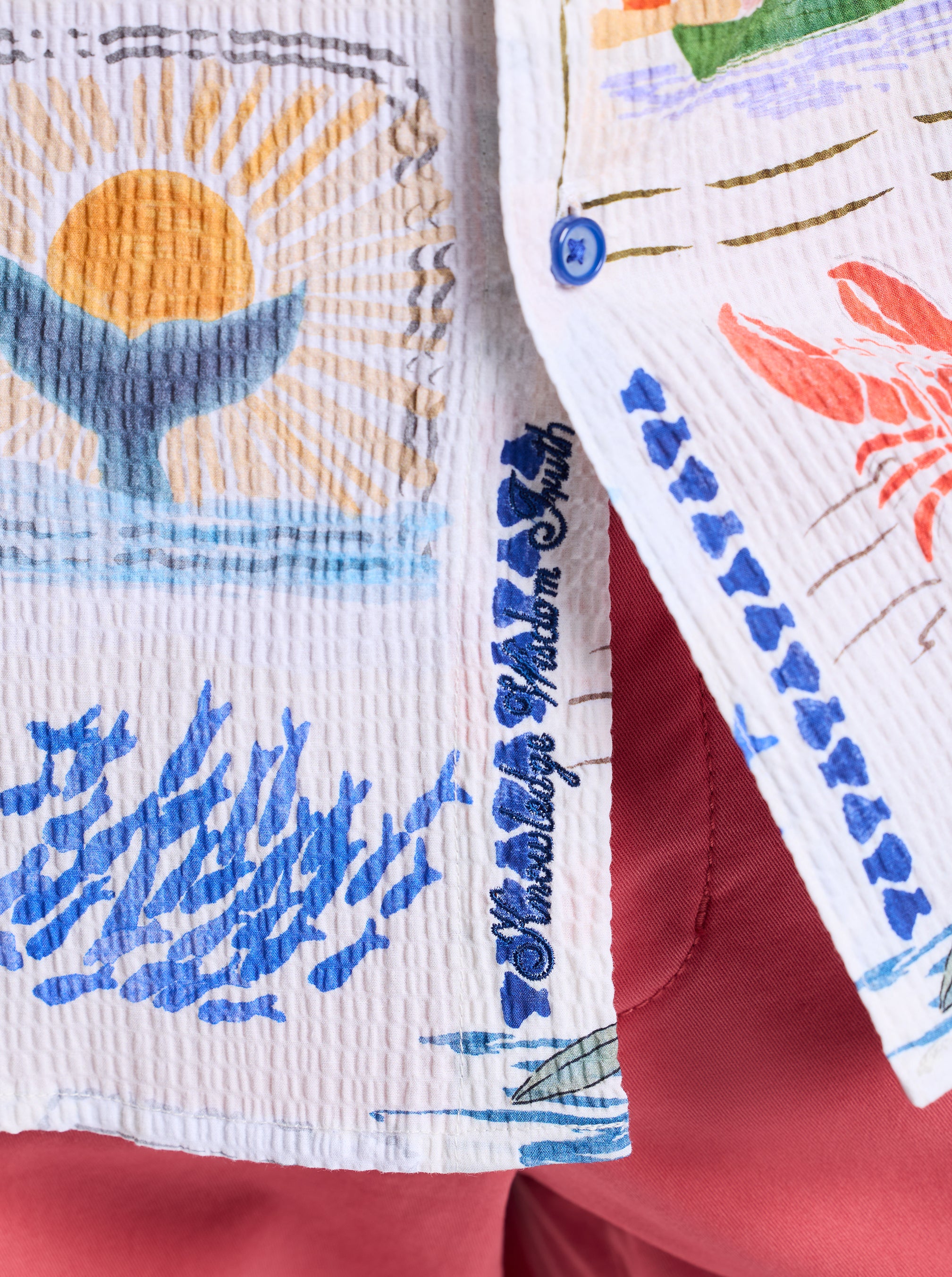 ISLA VISTA SHORT SLEEVE BUTTON DOWN SHIRT