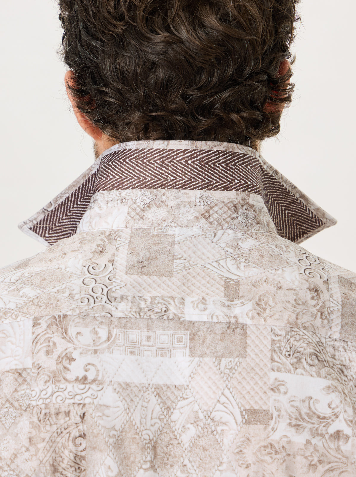 WINSLOW LONG SLEEVE BUTTON DOWN SHIRT