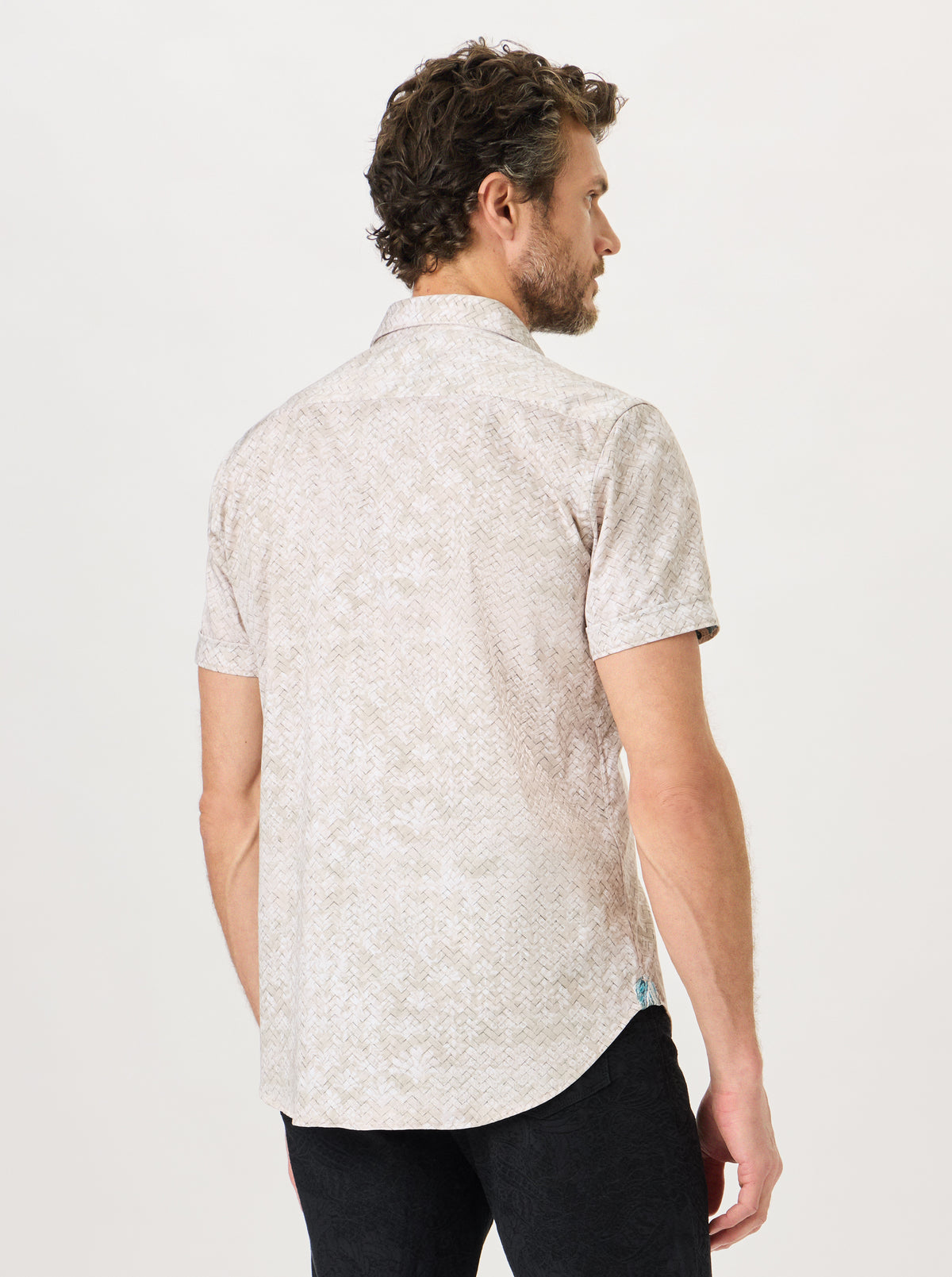 WEAVINGTON SHORT SLEEVE BUTTON DOWN SHIRT