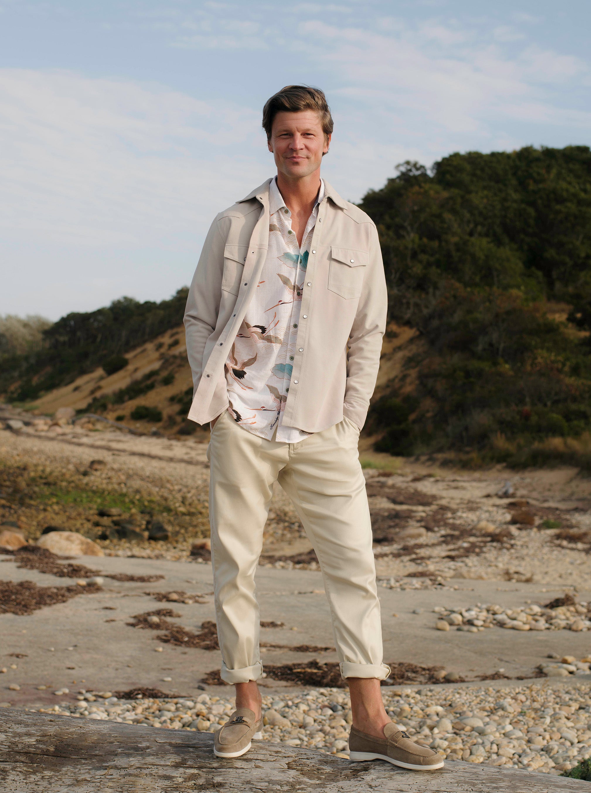 TSURU SHORT SLEEVE BUTTON DOWN SHIRT