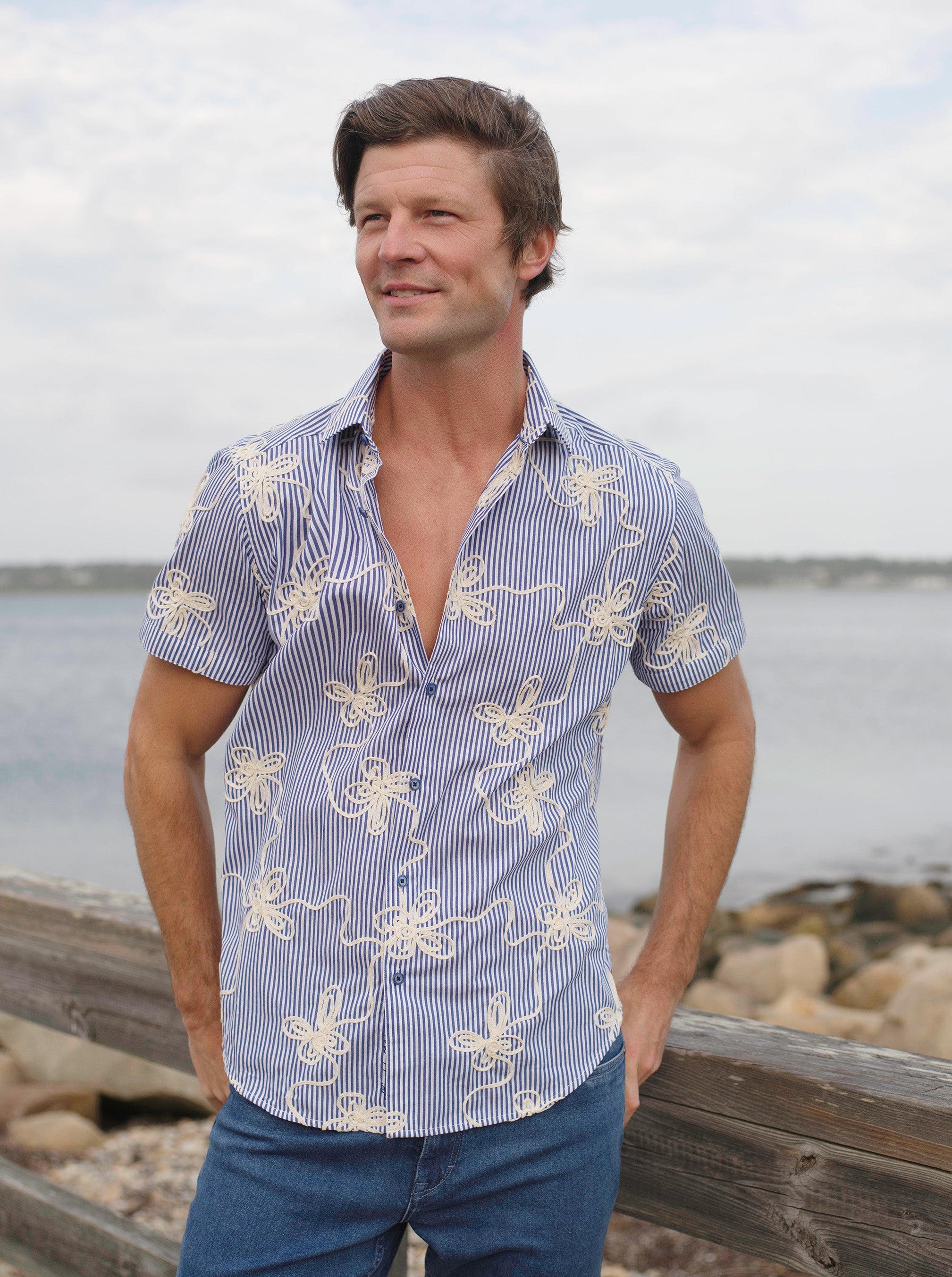 PRIMROSE SHORT SLEEVE BUTTON DOWN SHIRT