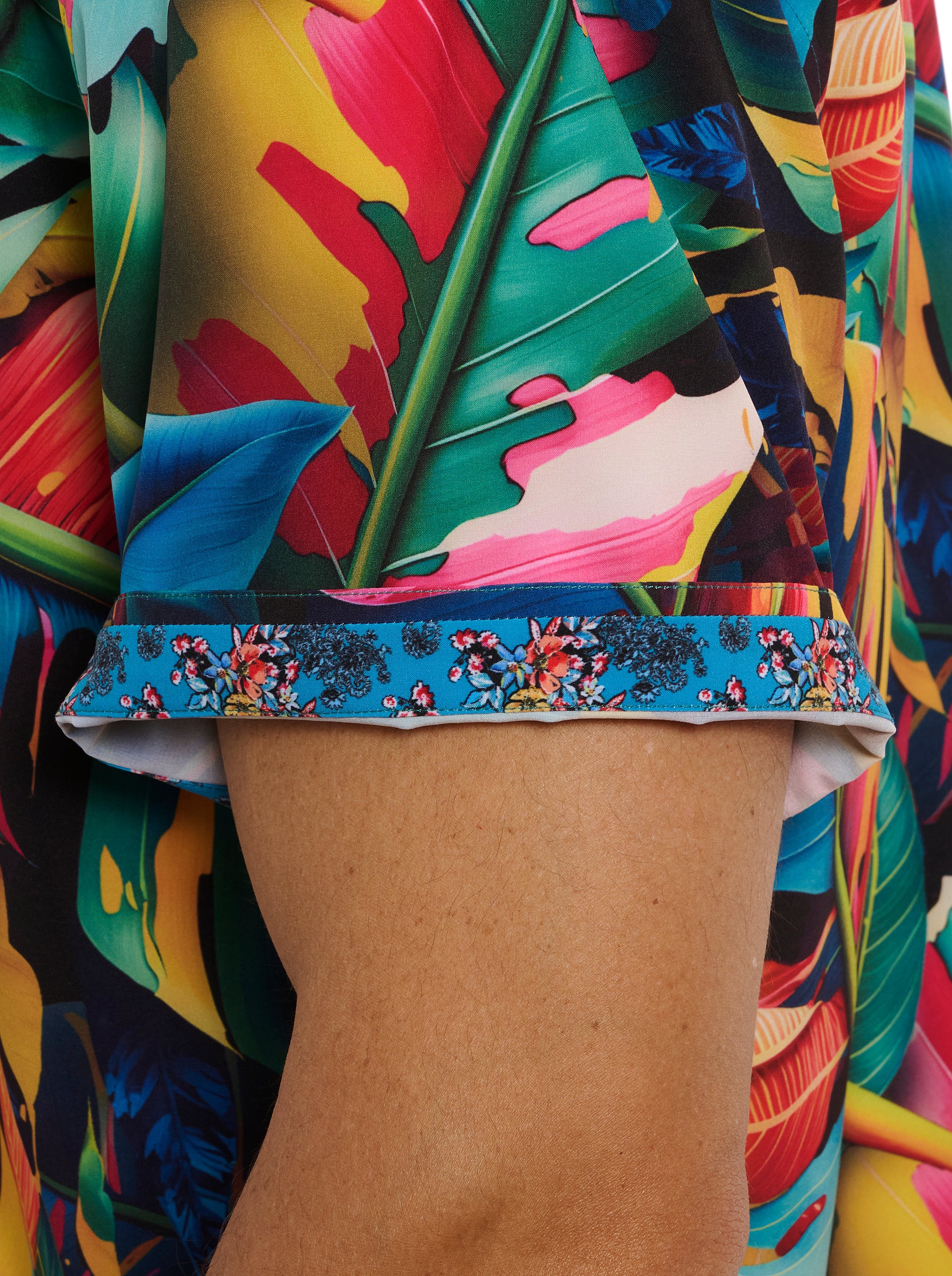 TOUCAN SHORT SLEEVE BUTTON DOWN SHIRT BIG