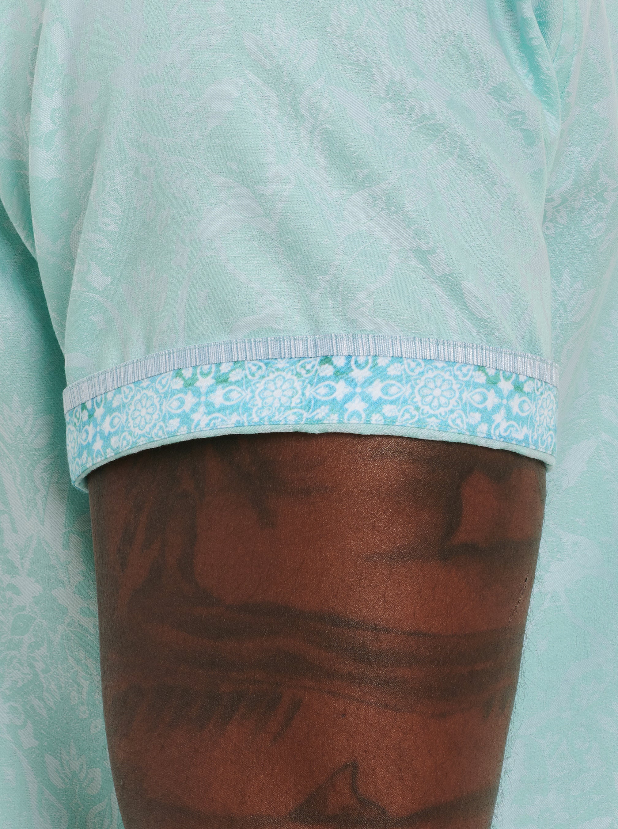 HIGHLAND SHORT SLEEVE BUTTON DOWN SHIRT