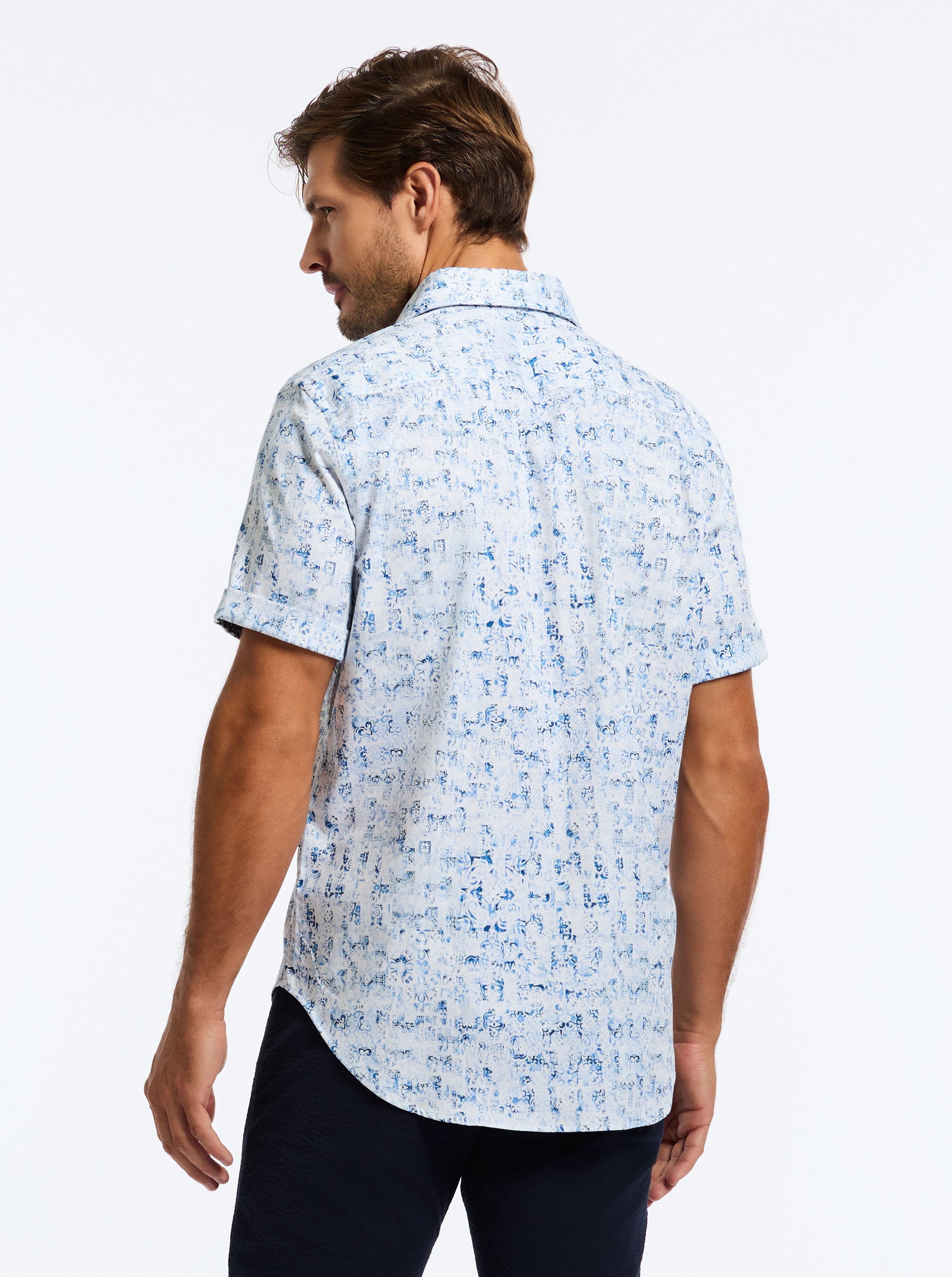 MAKEMO SHORT SLEEVE BUTTON DOWN SHIRT
