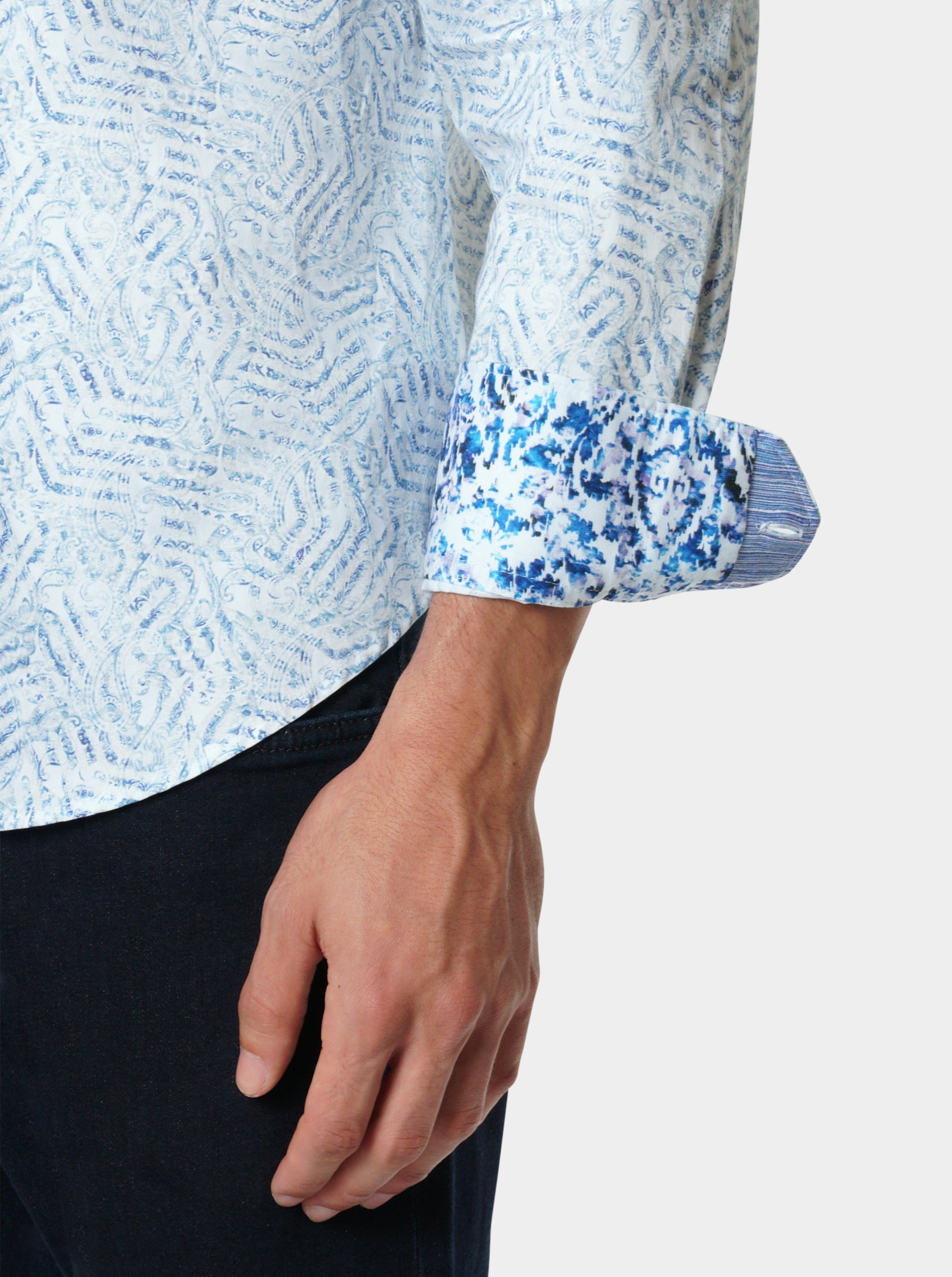 BELVINS LONG SLEEVE BUTTON DOWN SHIRT