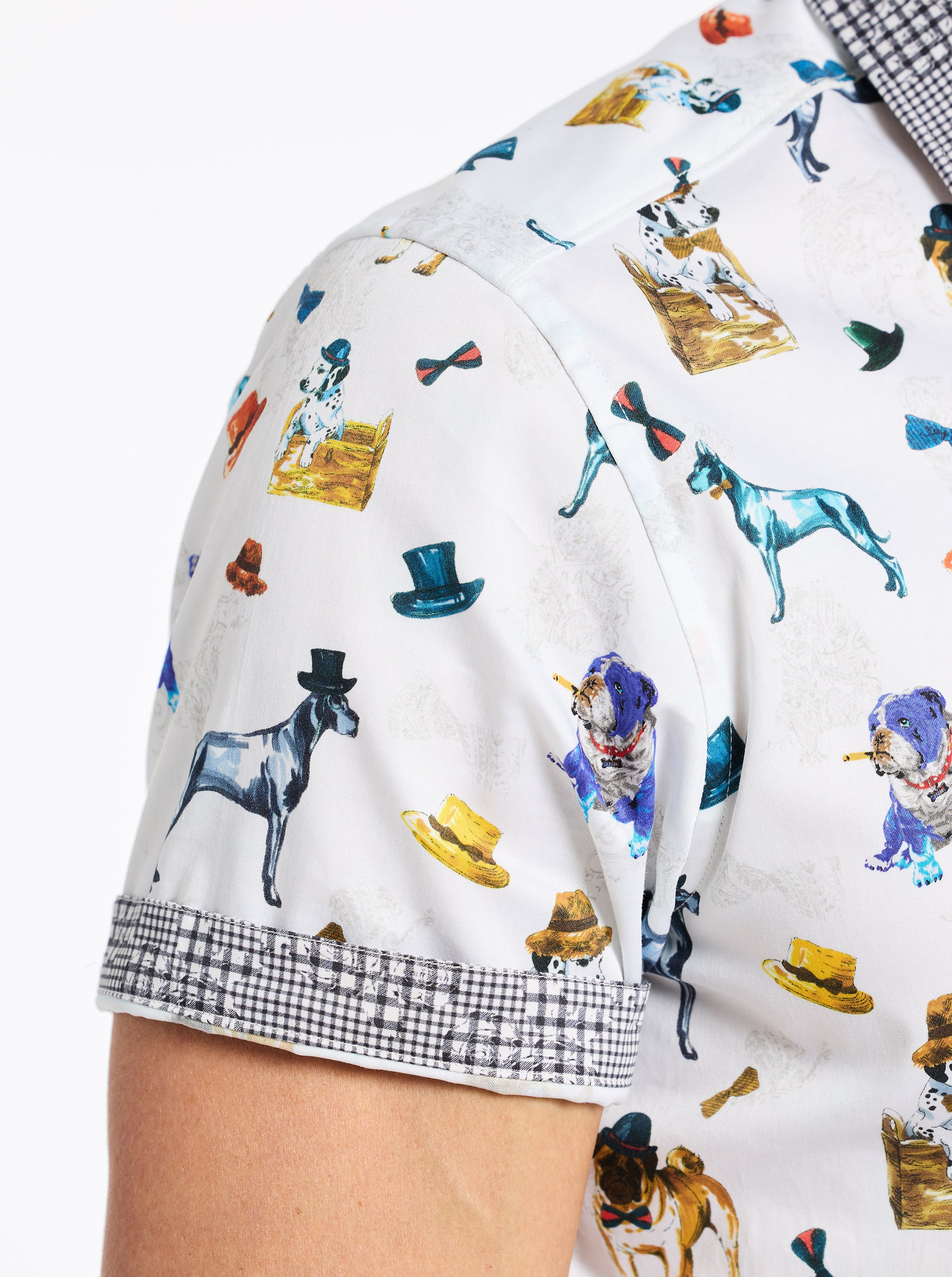 DOG SHOW SHORT SLEEVE BUTTON DOWN SHIRT