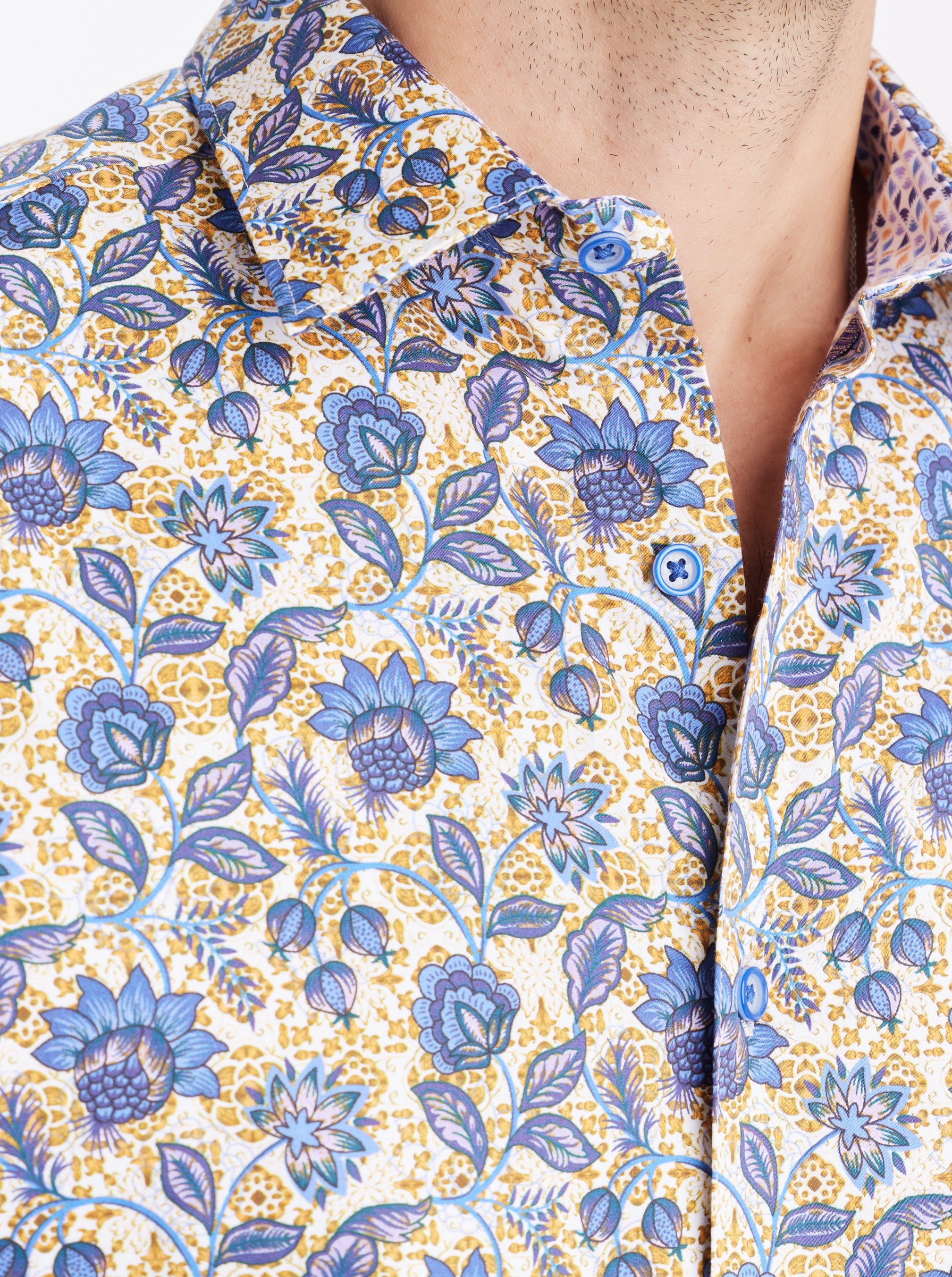 VERRAN LONG SLEEVE BUTTON DOWN SHIRT