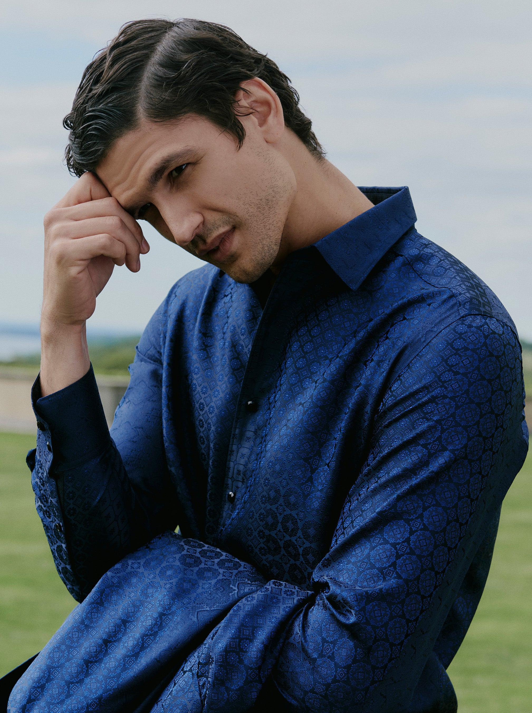 LIMITED EDITION NOBLE TOUCH LONG SLEEVE BUTTON DOWN SHIRT