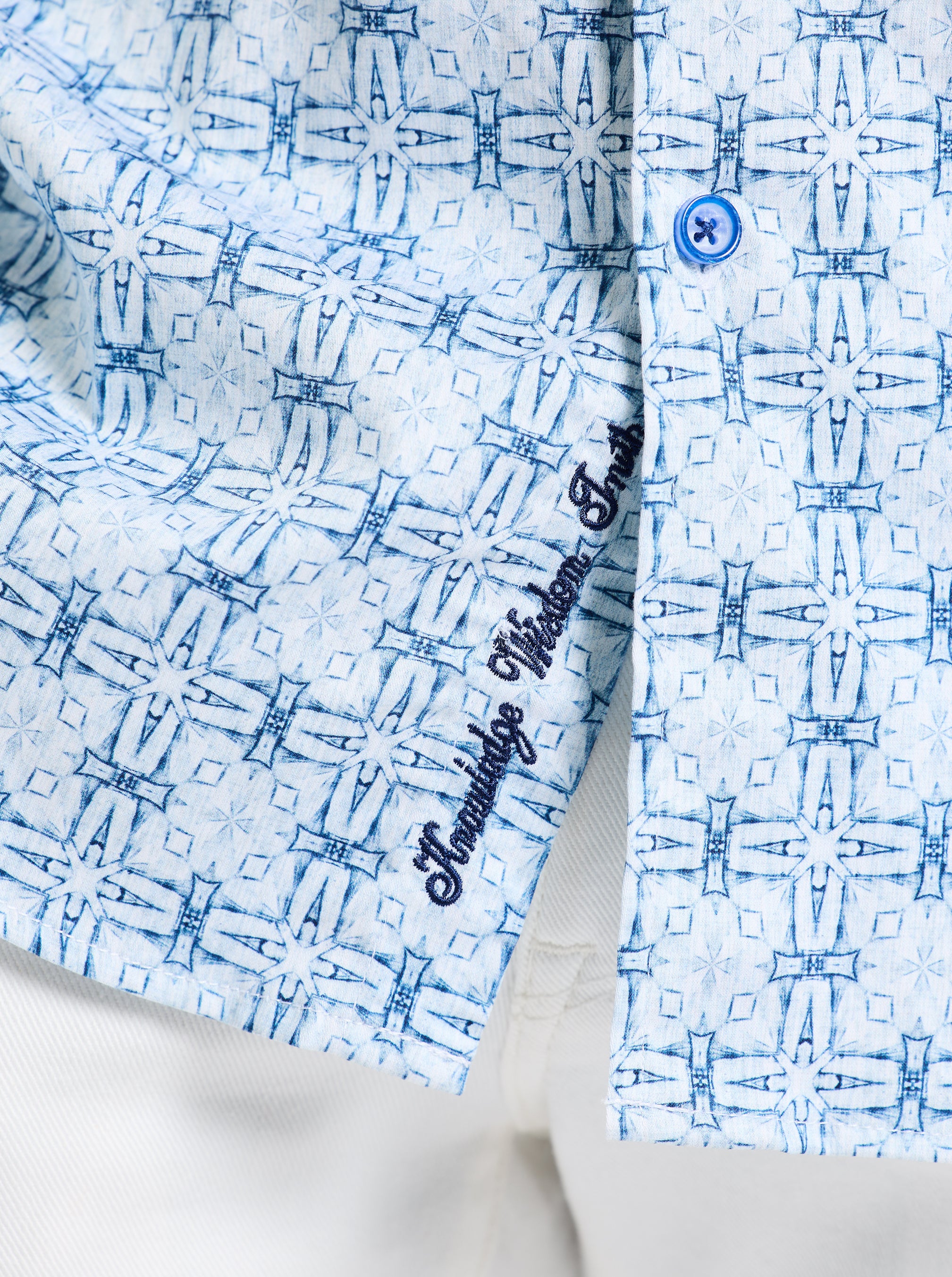 MADAGASCAR SHORT SLEEVE BUTTON DOWN SHIRT