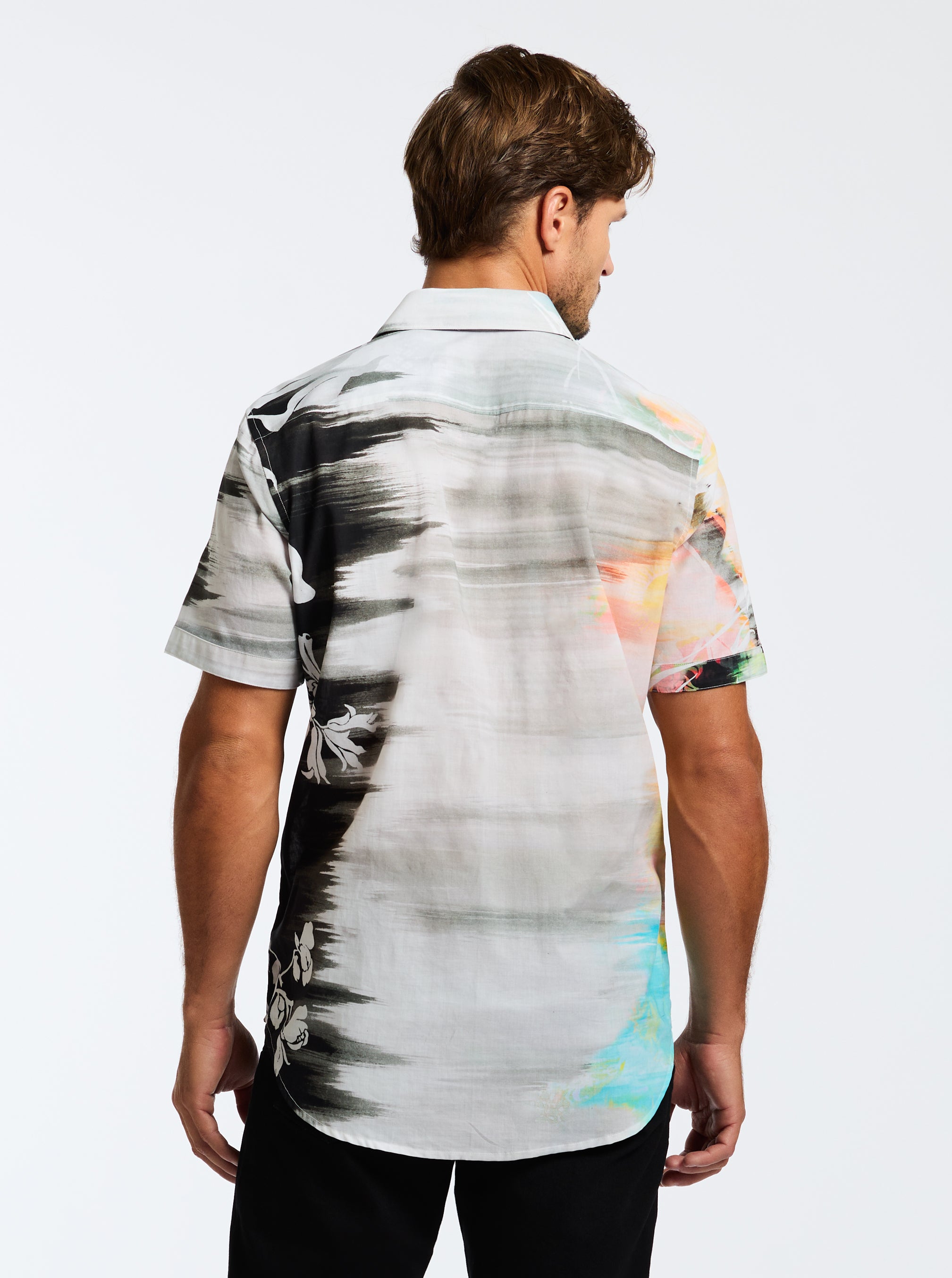 AMALFI SHORT SLEEVE BUTTON DOWN SHIRT