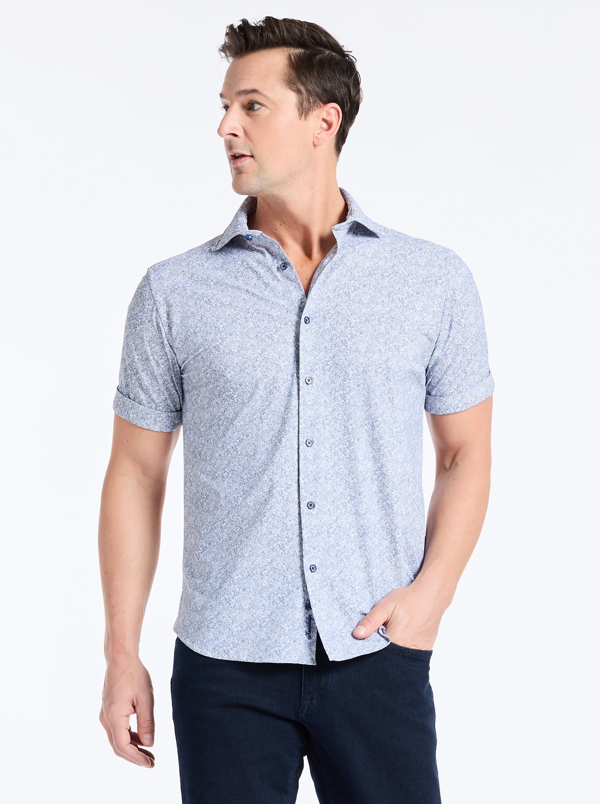 SCRAWL SHORT SLEEVE BUTTON DOWN SHIRT