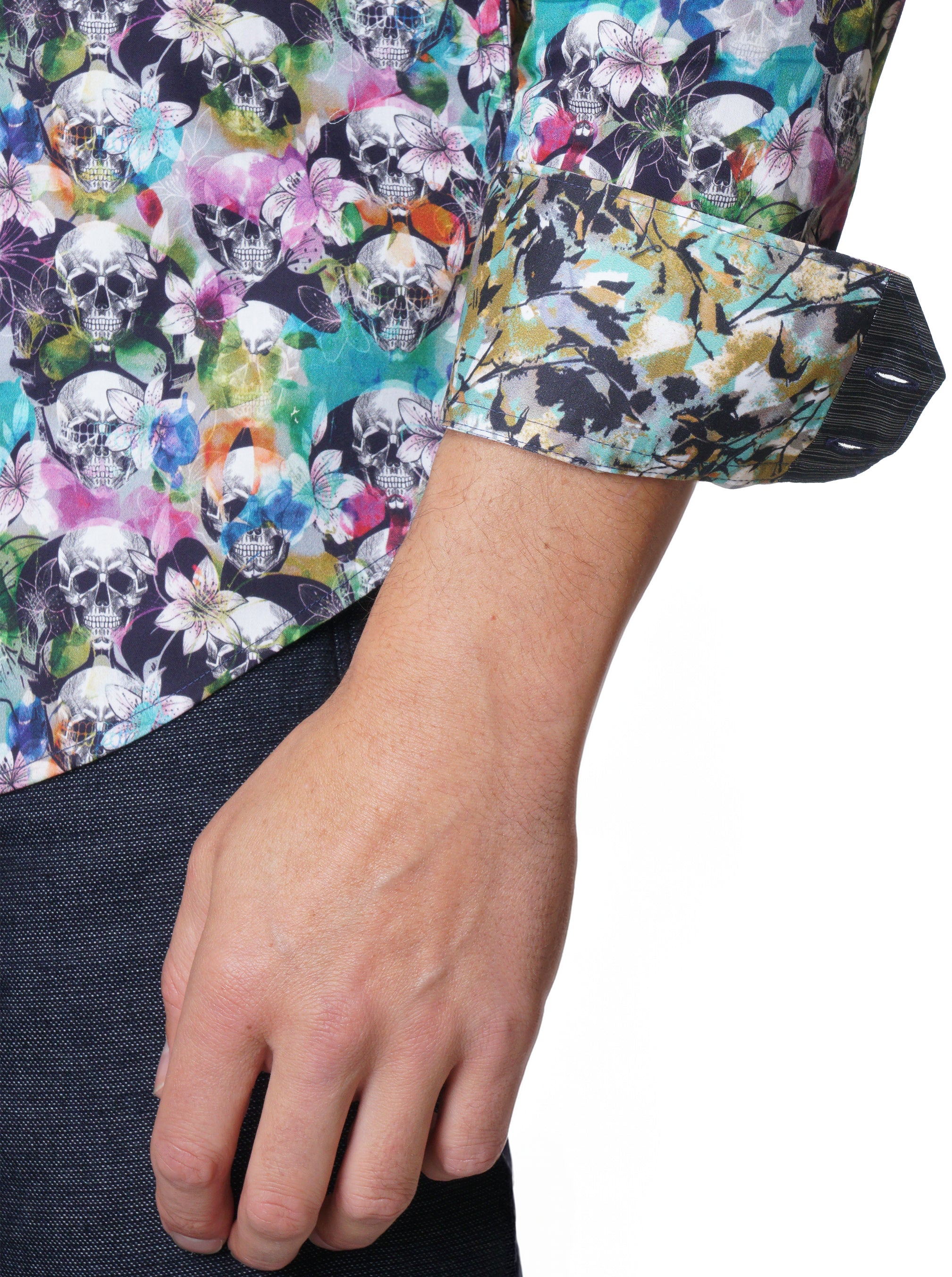 PERRY LONG SLEEVE BUTTON DOWN SHIRT