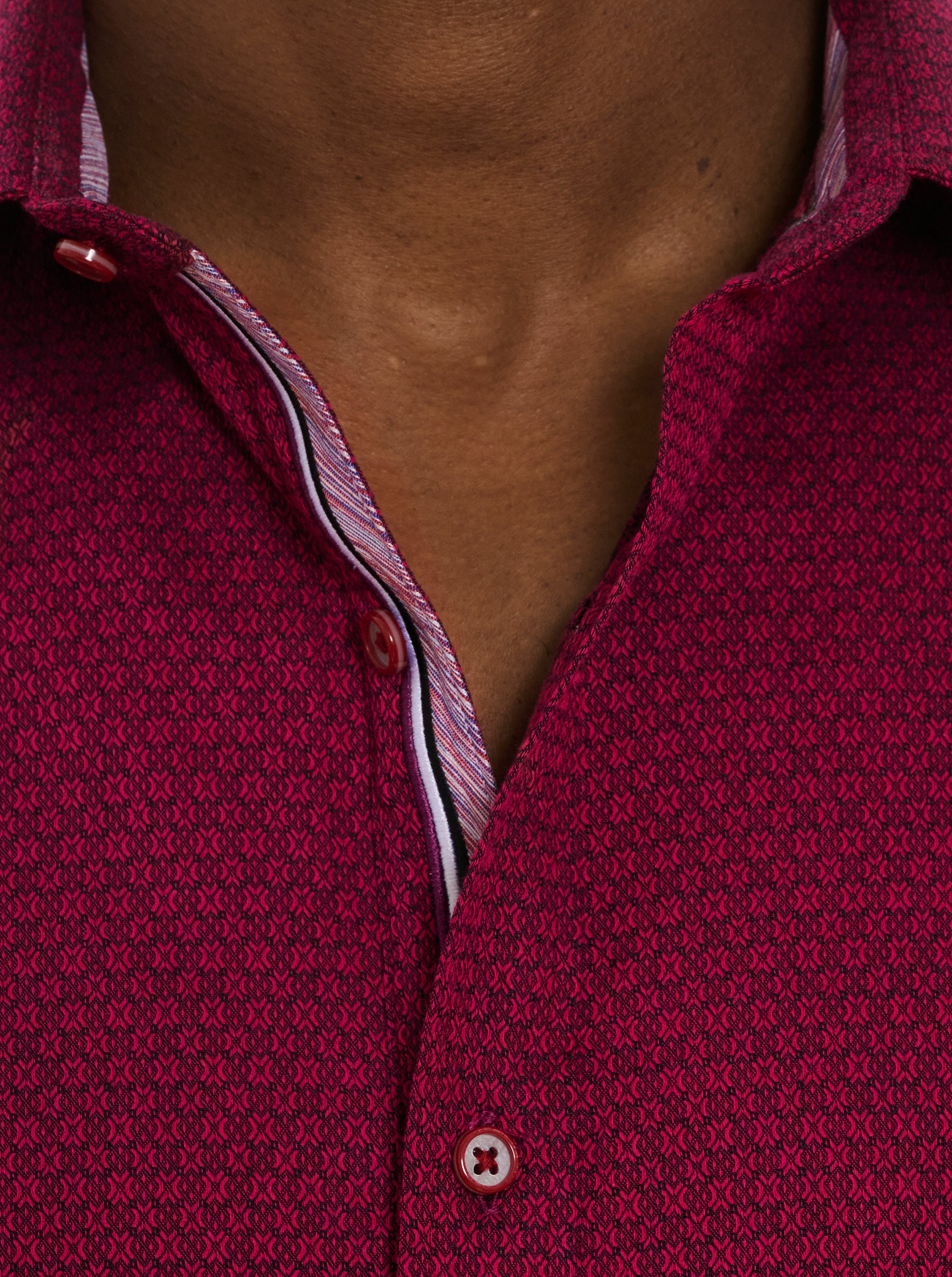 METRO LONG SLEEVE BUTTON DOWN SHIRT