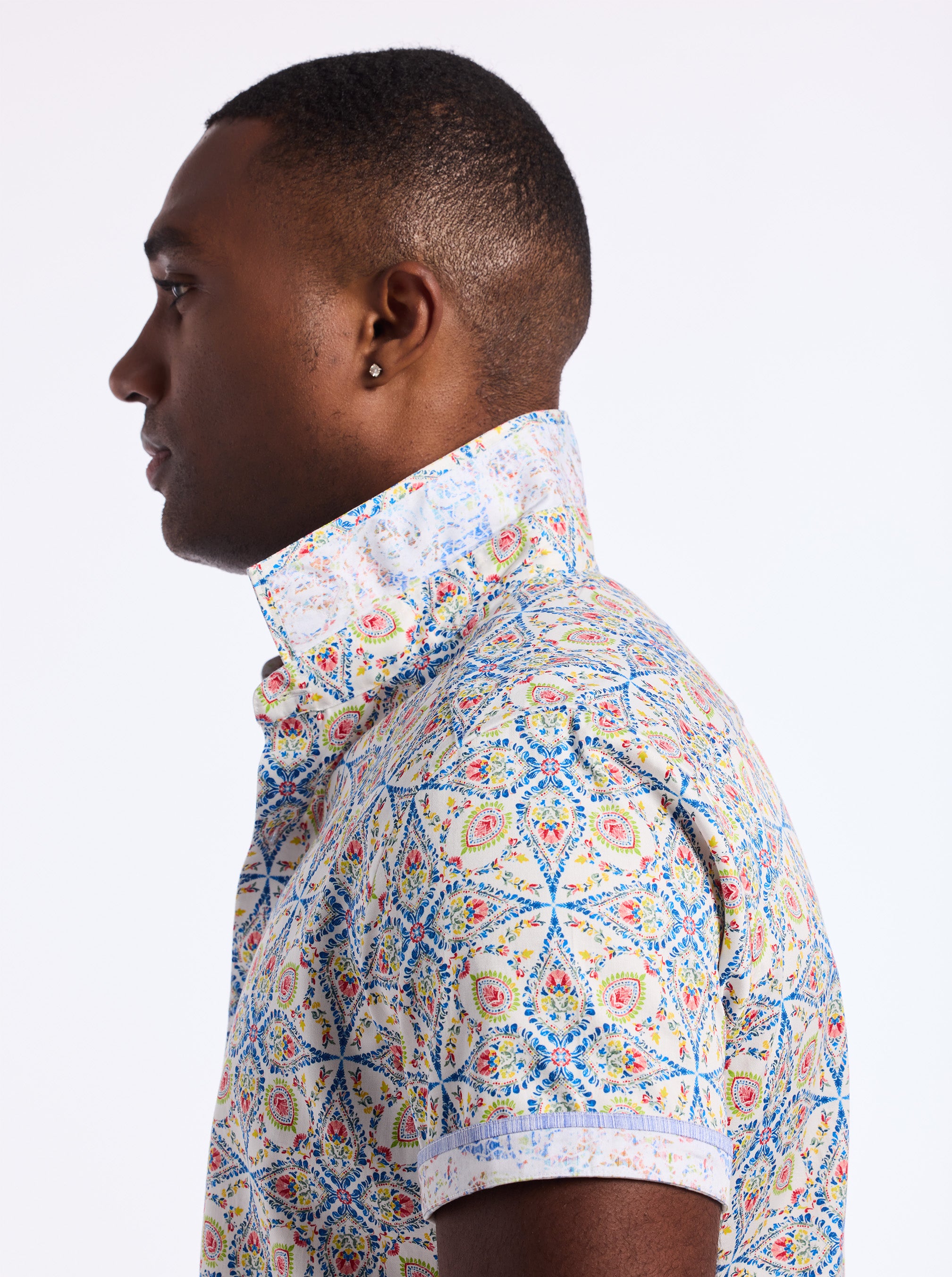 HOLMES SHORT SLEEVE BUTTON DOWN SHIRT