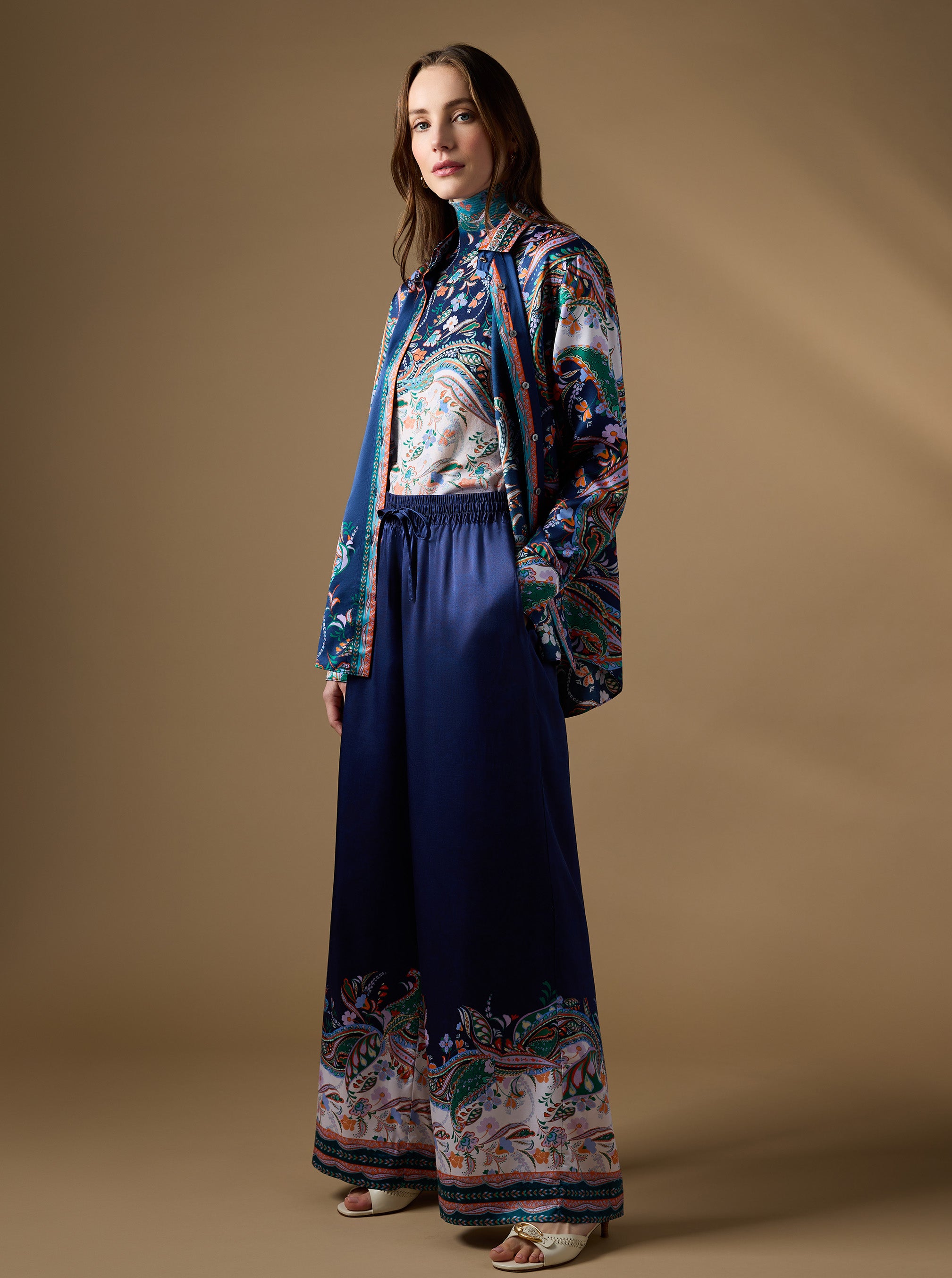 JACY SLEEVELESS SWEATER