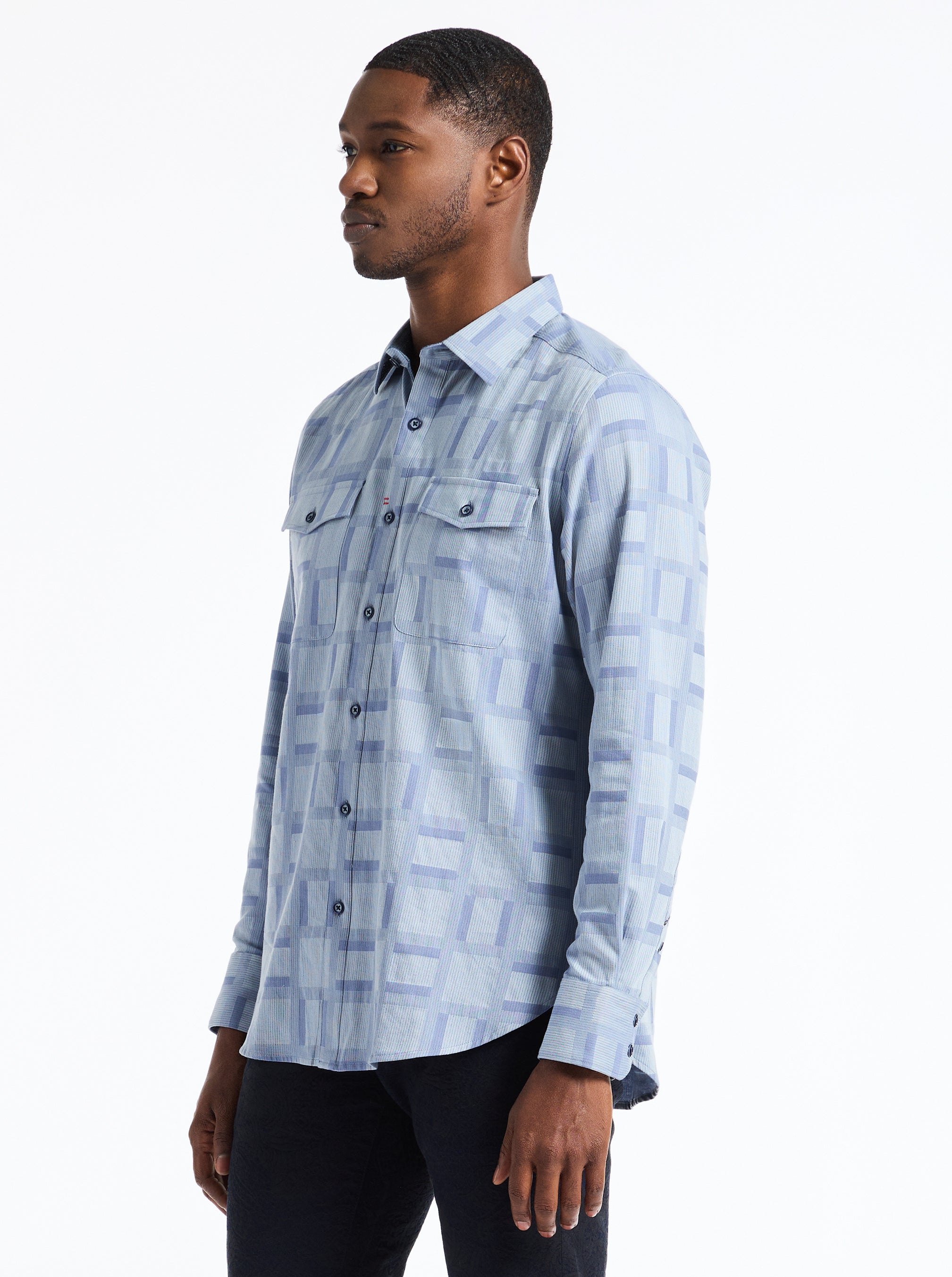 EATON LONG SLEEVE BUTTON DOWN SHIRT