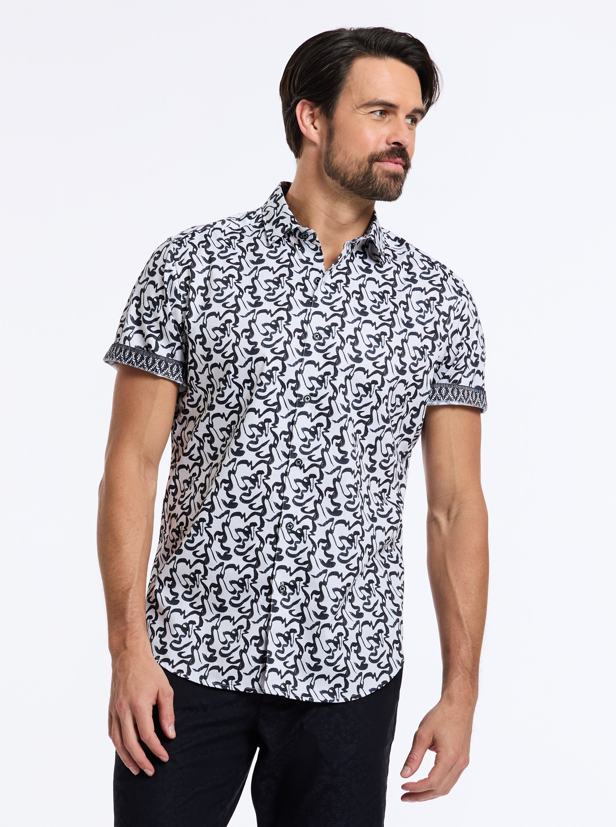 THERON SHORT SLEEVE BUTTON DOWN SHIRT