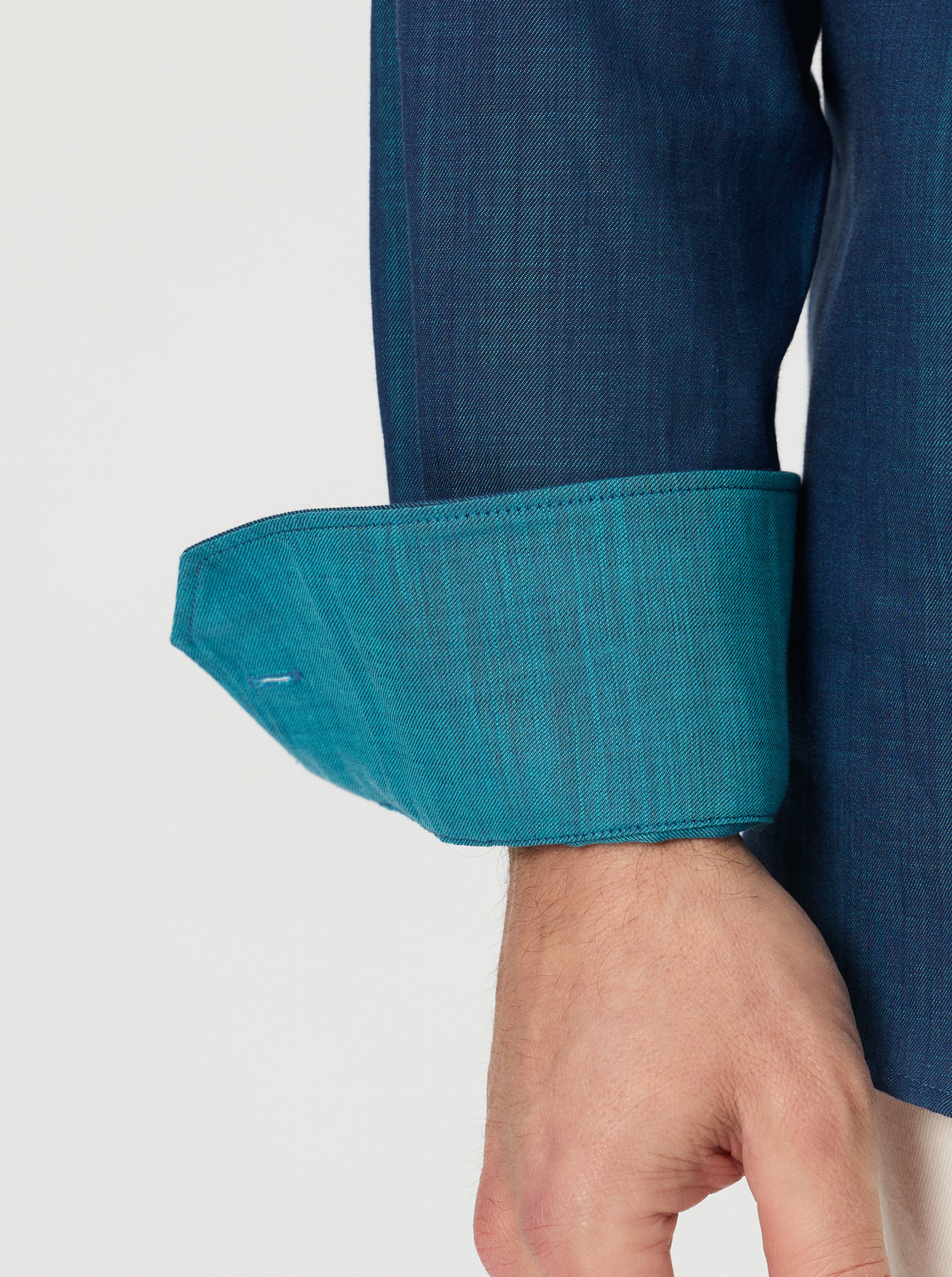 KERRINGTON LONG SLEEVE BUTTON DOWN SHIRT