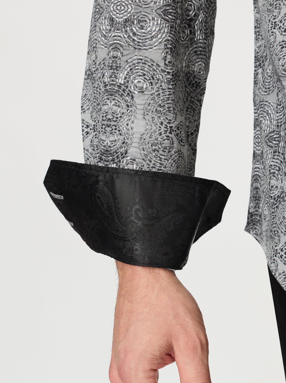 EASTLAKE LONG SLEEVE BUTTON DOWN SHIRT