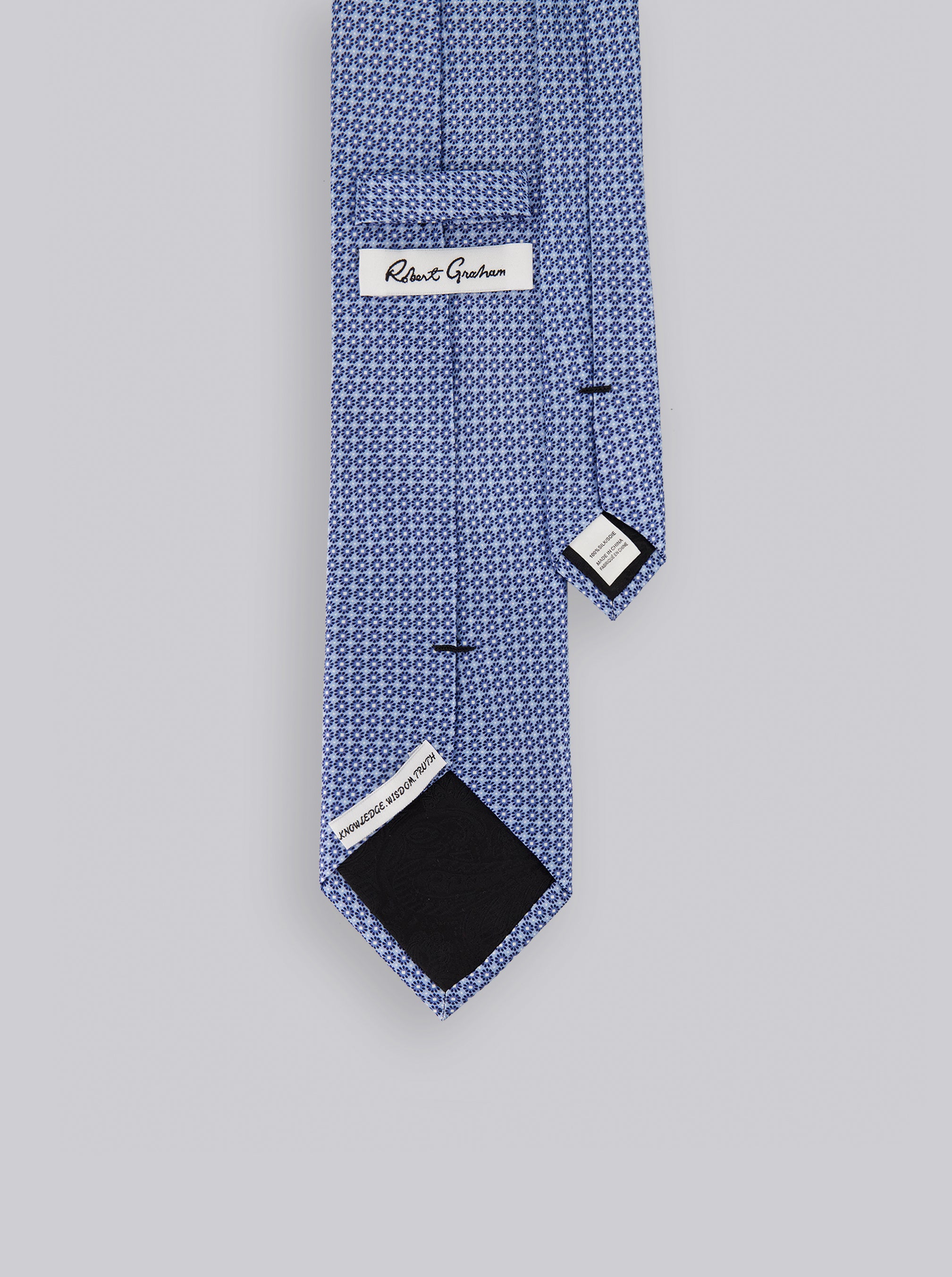 NEAT TIE