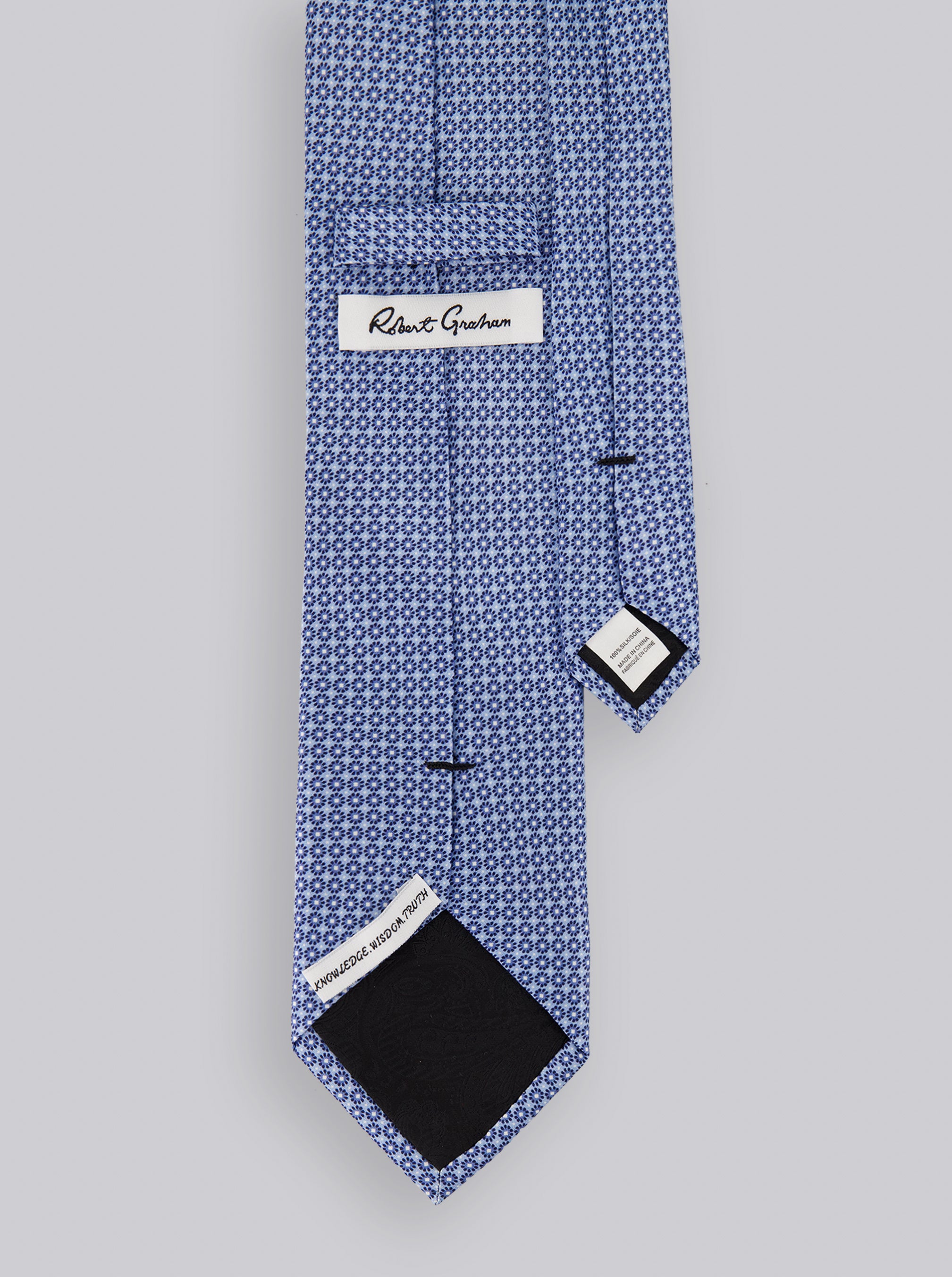 NEAT TIE