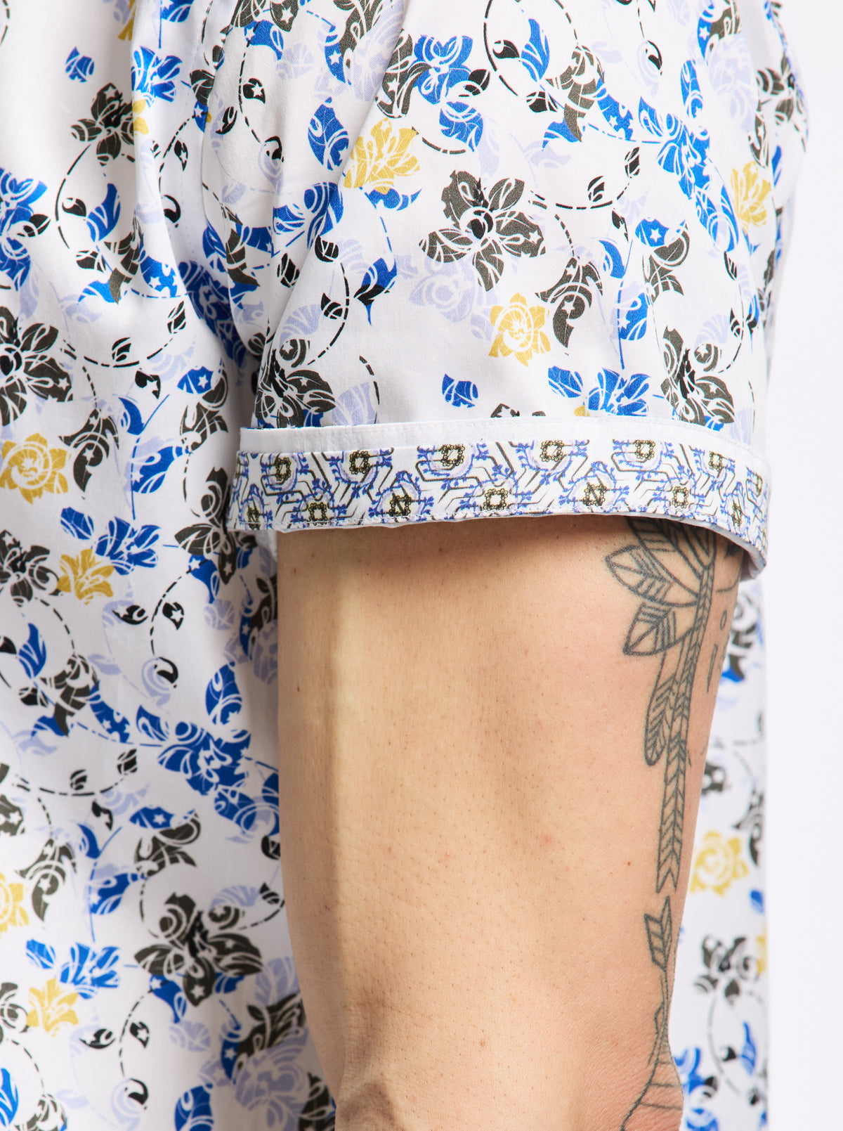 ALVIE SHORT SLEEVE BUTTON DOWN SHIRT