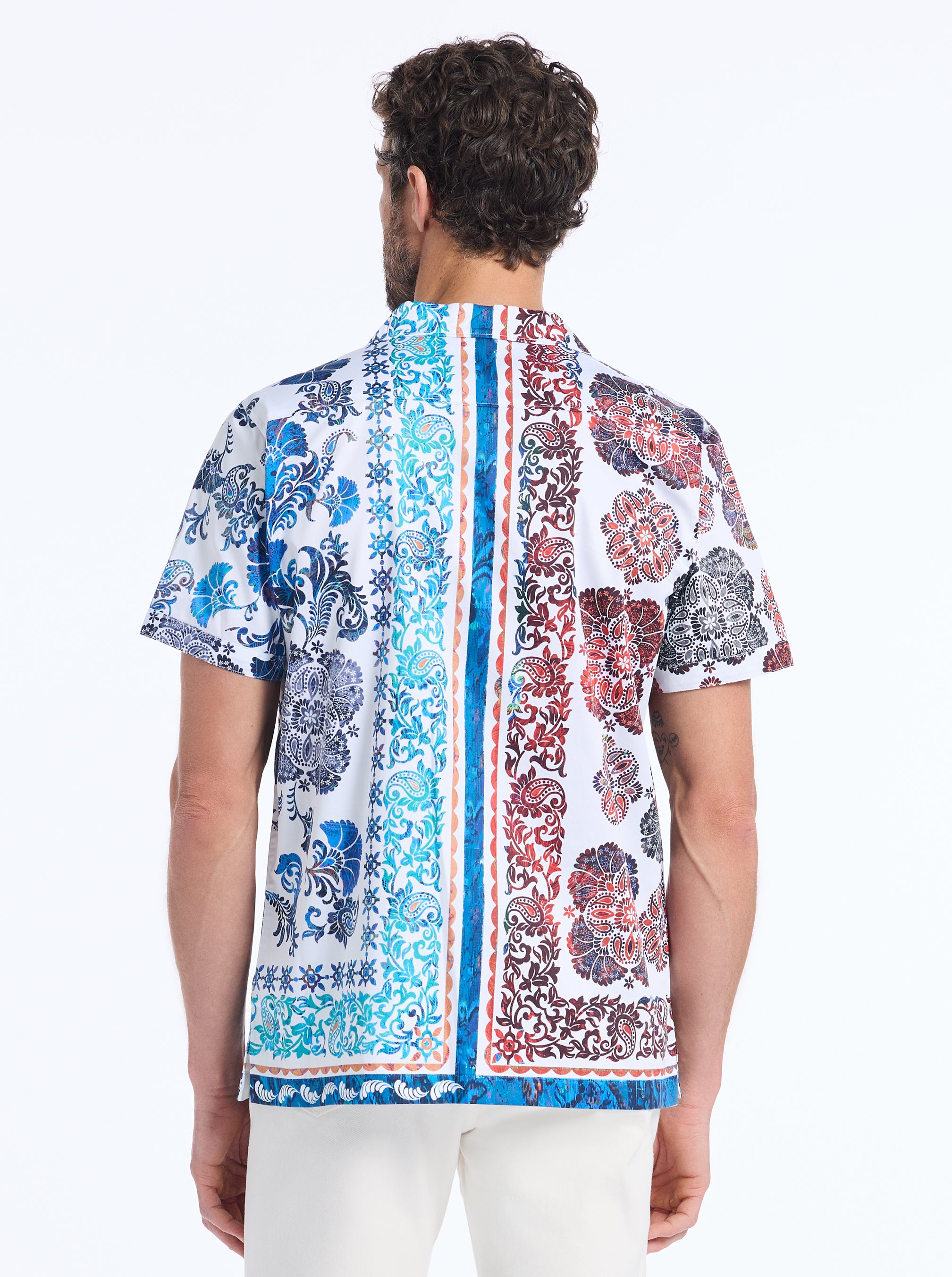 BREDGAR SHORT SLEEVE BUTTON DOWN SHIRT