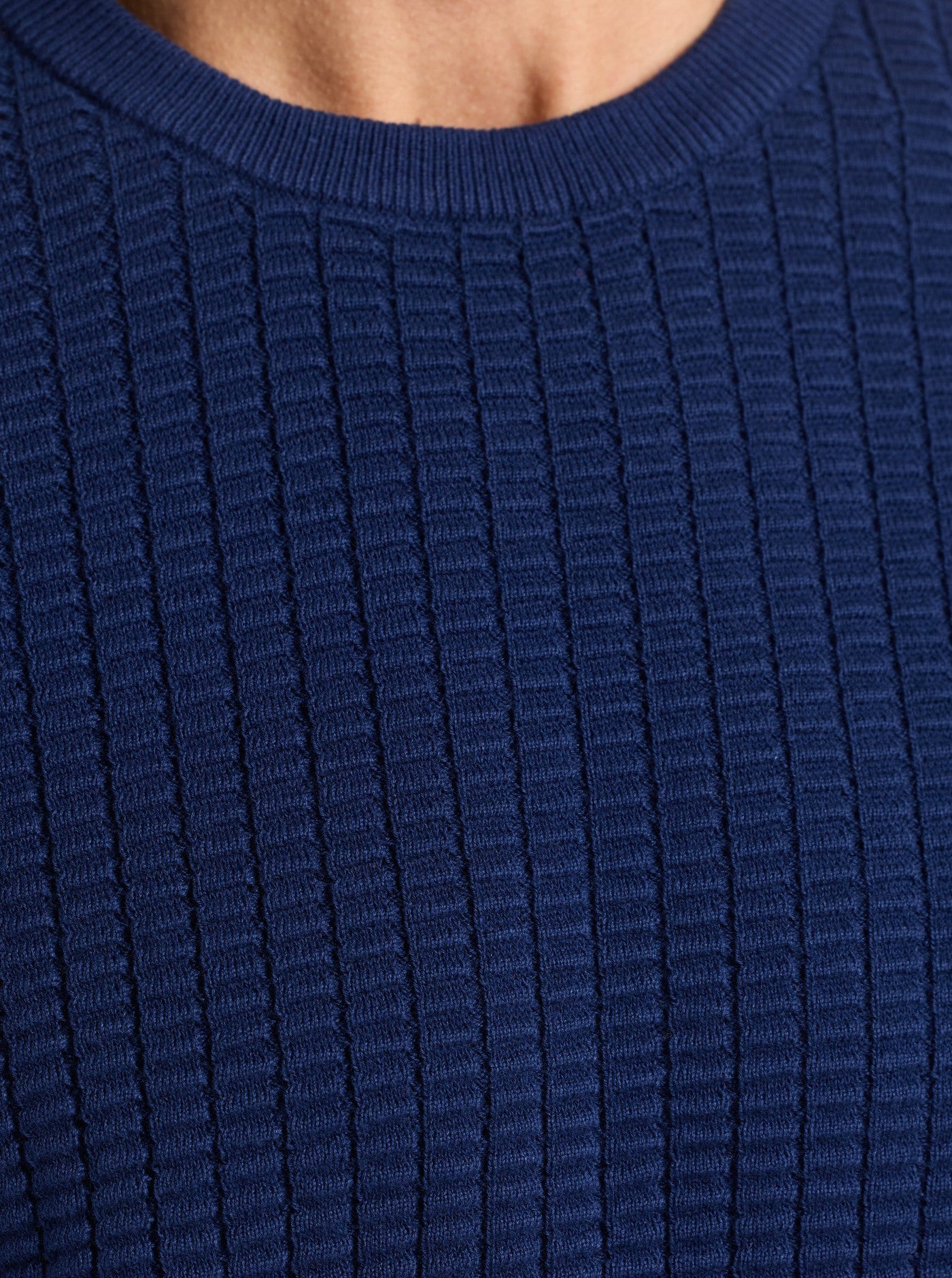 LUIS SHORT SLEEVE SWEATER