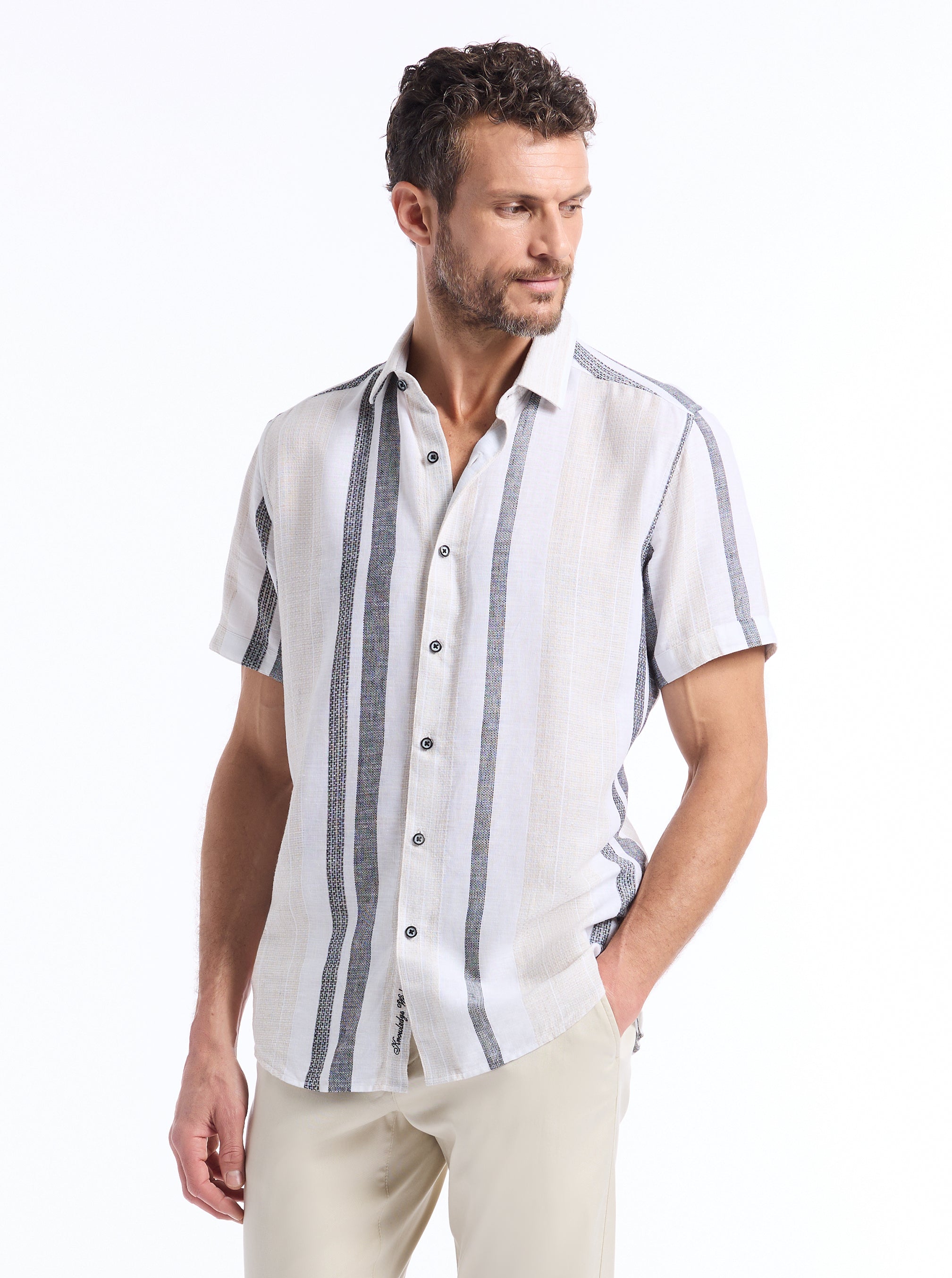 MAKAI SHORT SLEEVE BUTTON DOWN SHIRT