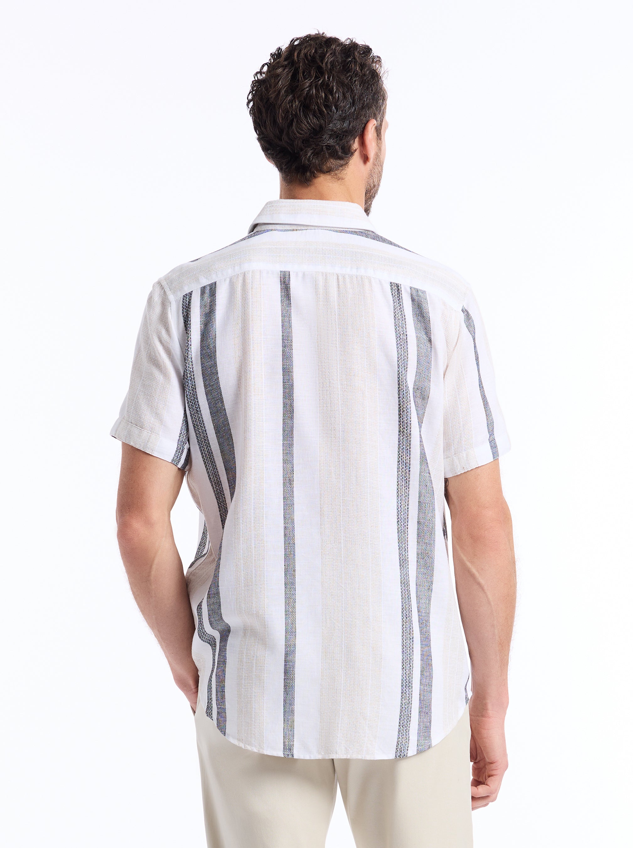 MAKAI SHORT SLEEVE BUTTON DOWN SHIRT