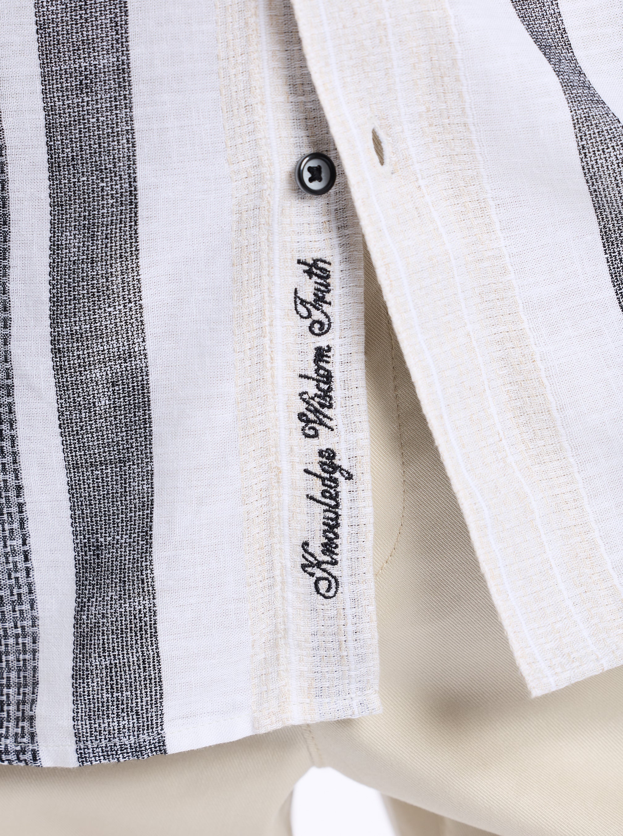 MAKAI SHORT SLEEVE BUTTON DOWN SHIRT