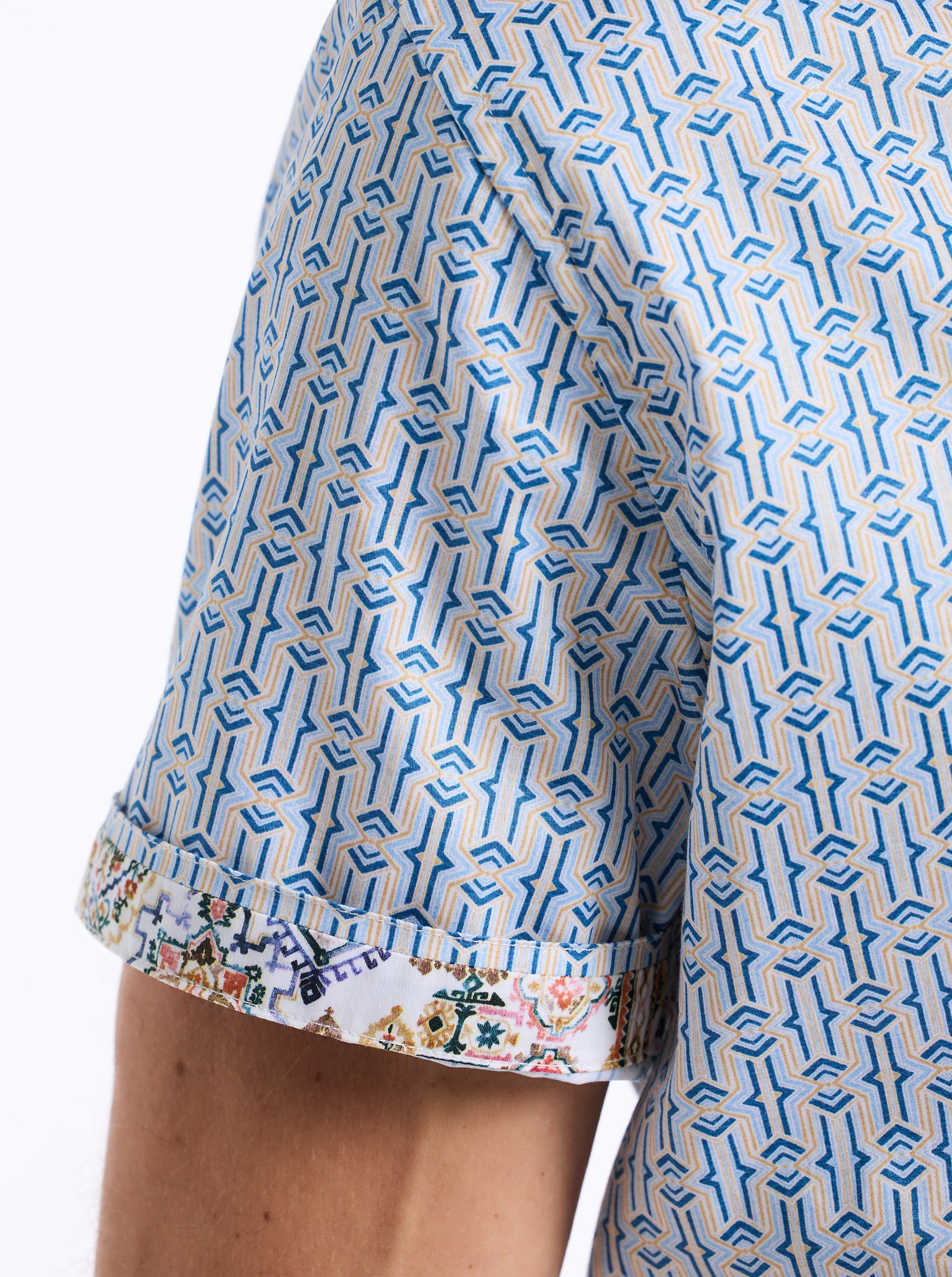 NAPIER SHORT SLEEVE BUTTON DOWN SHIRT