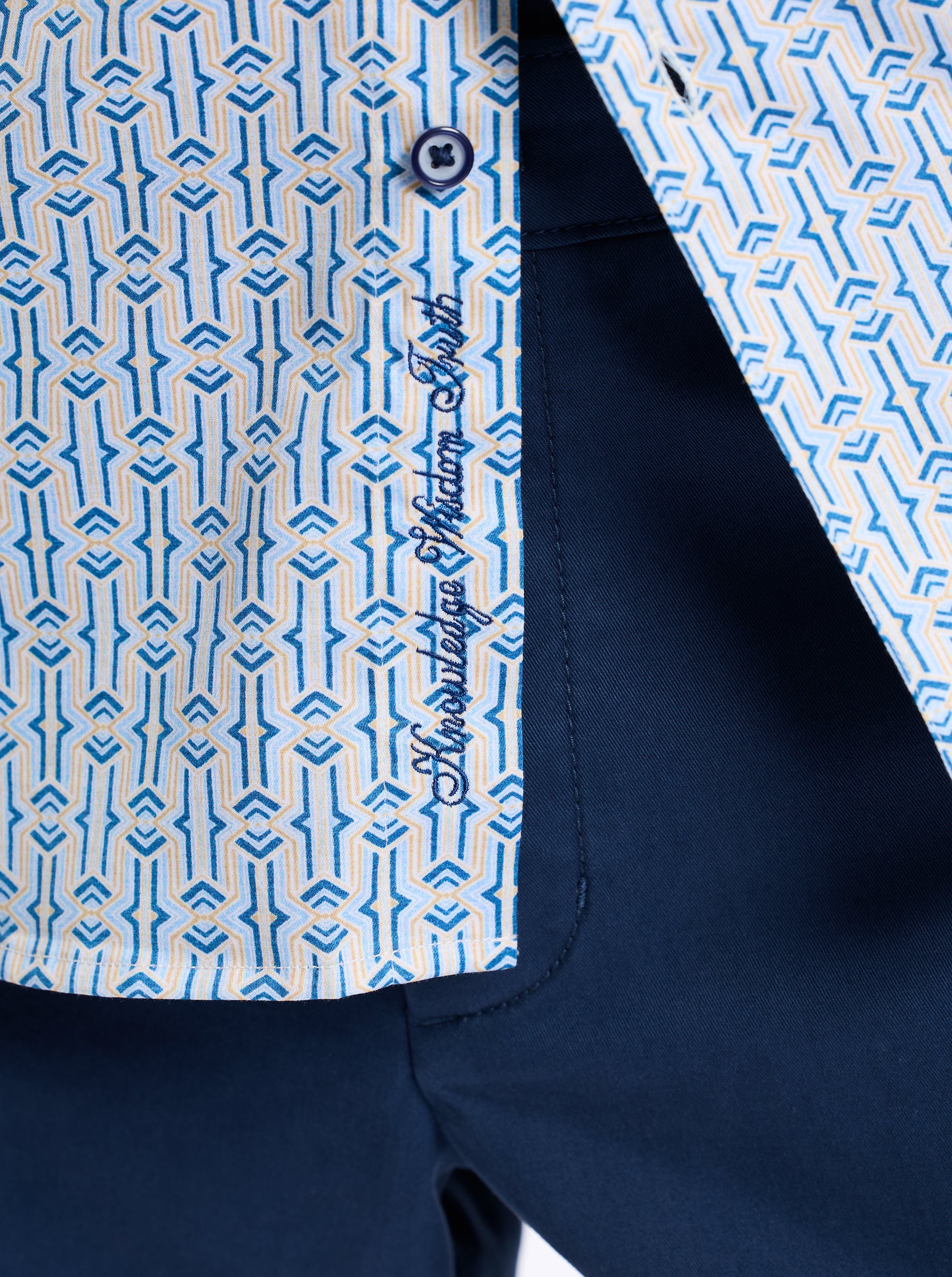 NAPIER SHORT SLEEVE BUTTON DOWN SHIRT